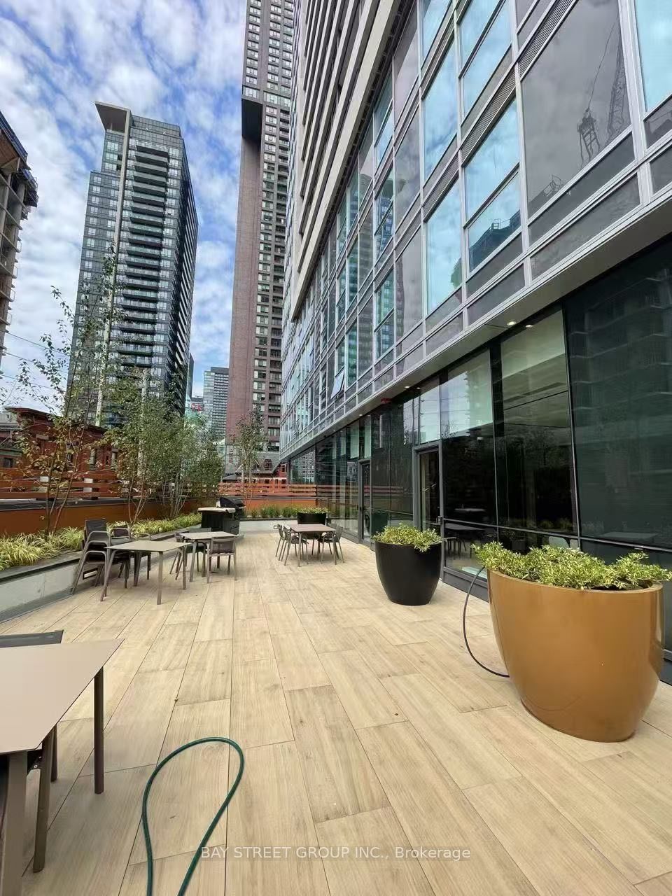 609 Sherbourne Street 2607, Toronto, ON M4X 0A4 photo 2