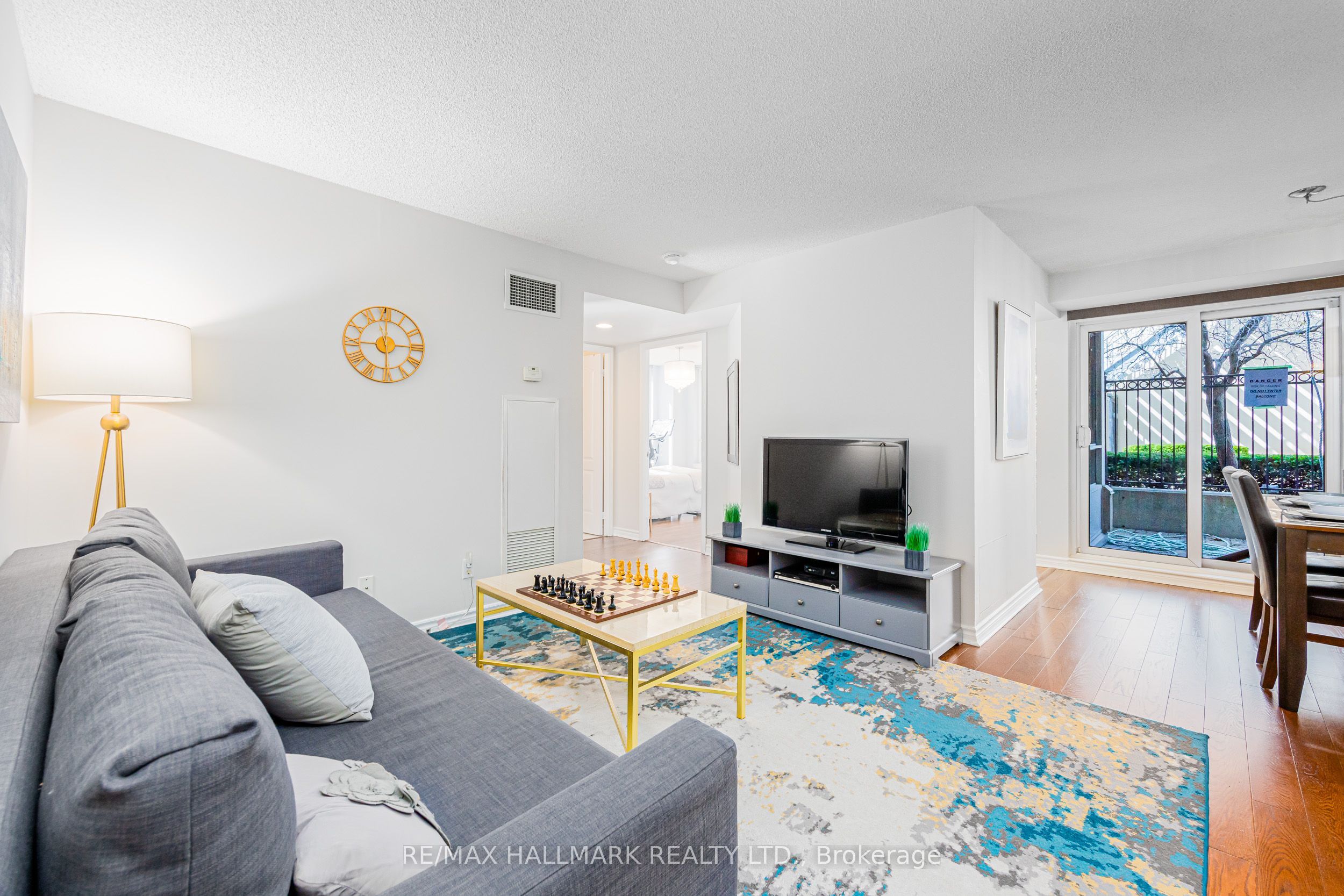 3 Rean Drive 112, Toronto, ON M2K 3C2 photo 3