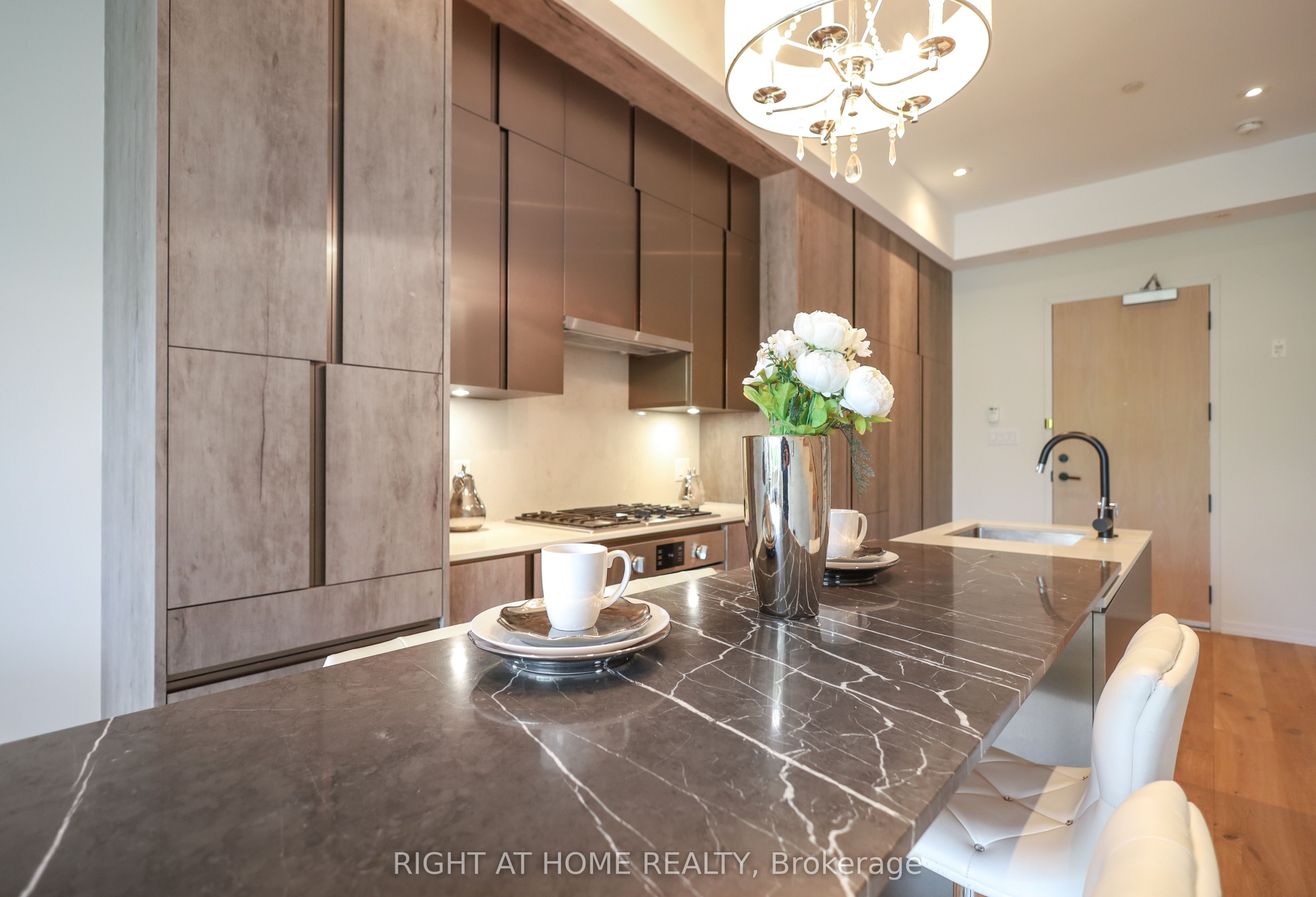 455 Dovercourt Road 9, Toronto, ON M6H 2W3 photo 3