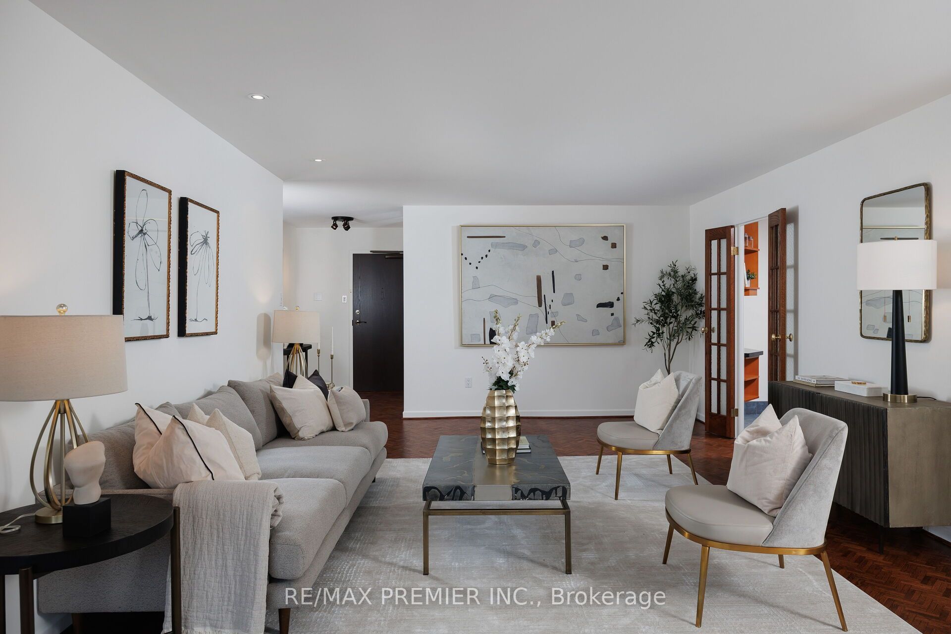 62 Wellesley Street W 1903, Toronto, ON M5S 2X3 photo 5
