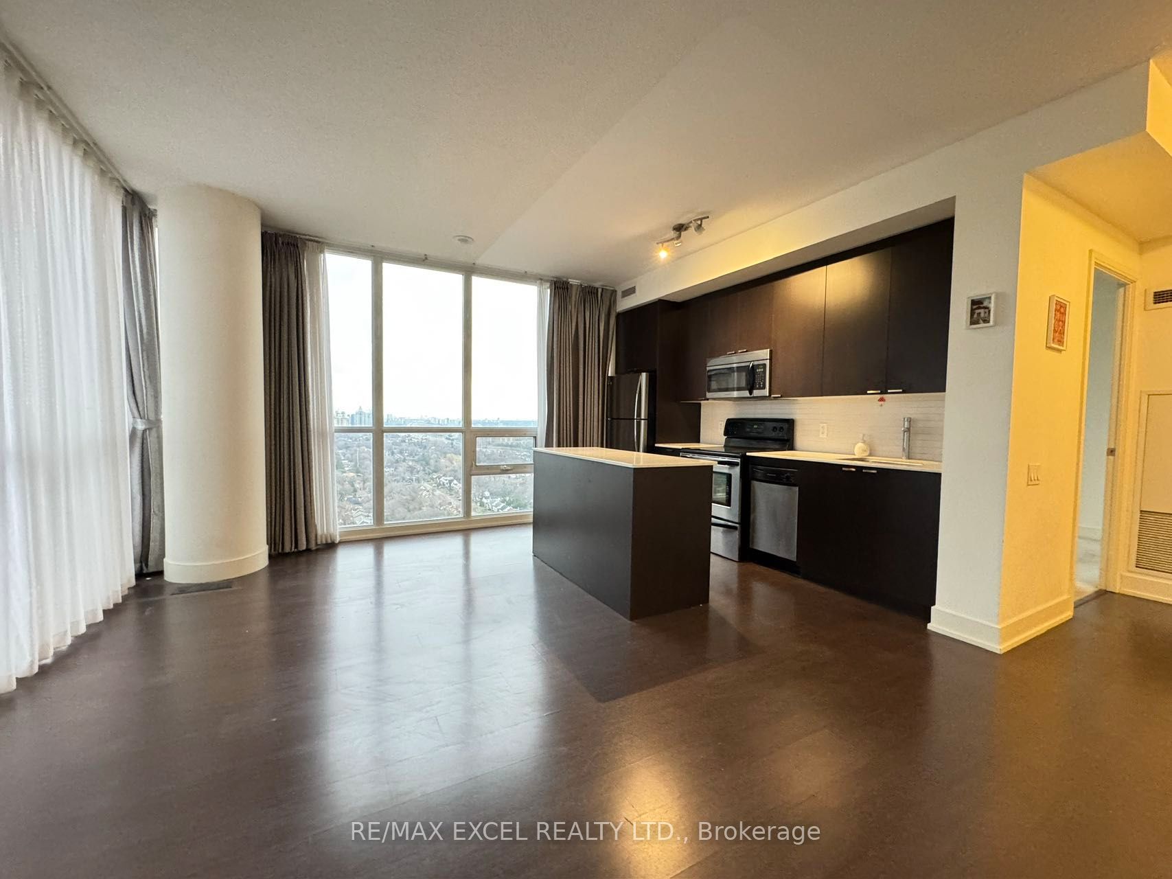 23 Sheppard Avenue E 2604, Toronto, ON M2N 0C8 photo 5