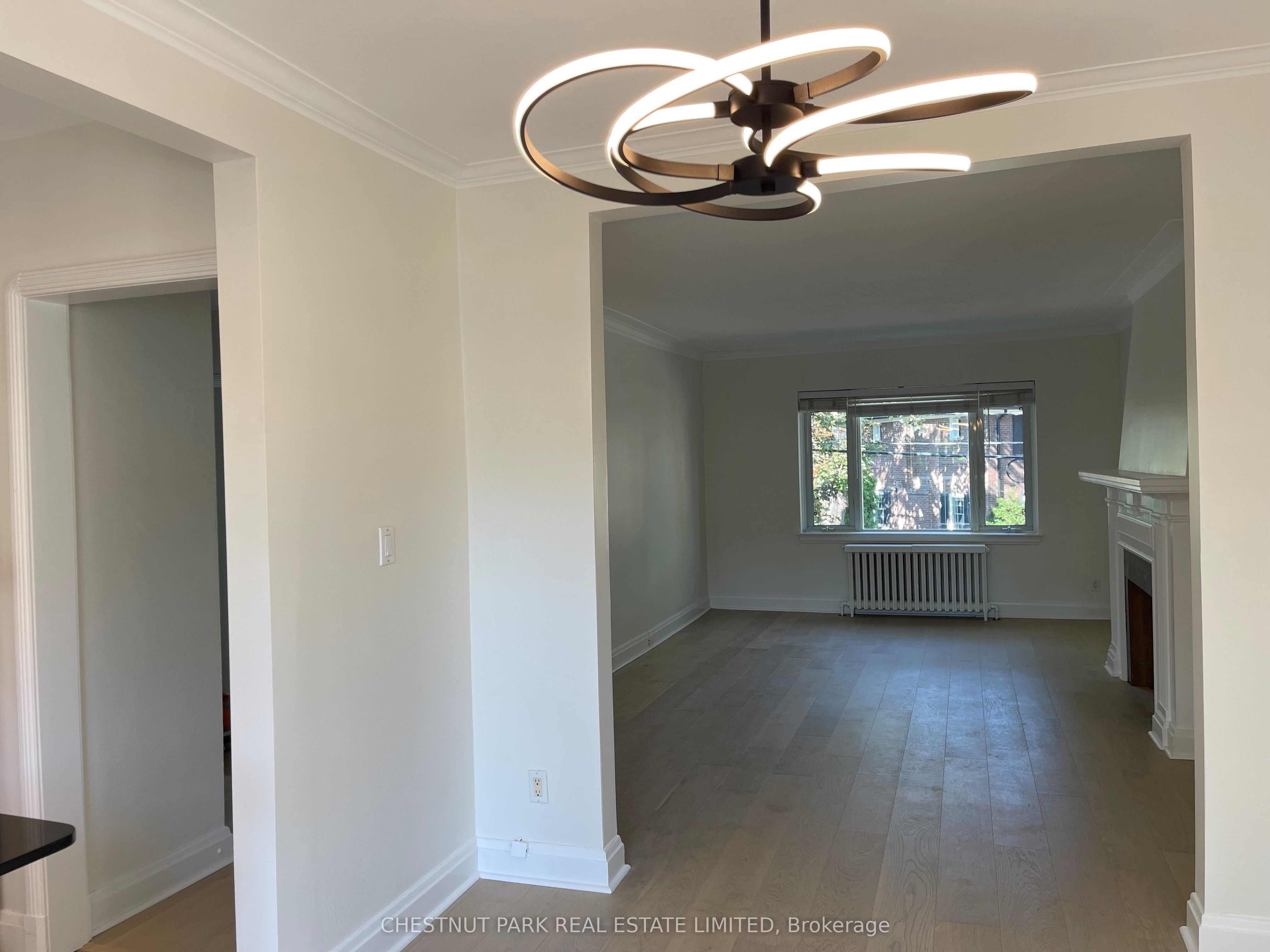 101 Chatsworth Drive Upper, Toronto, ON M4R 1R8 photo 4