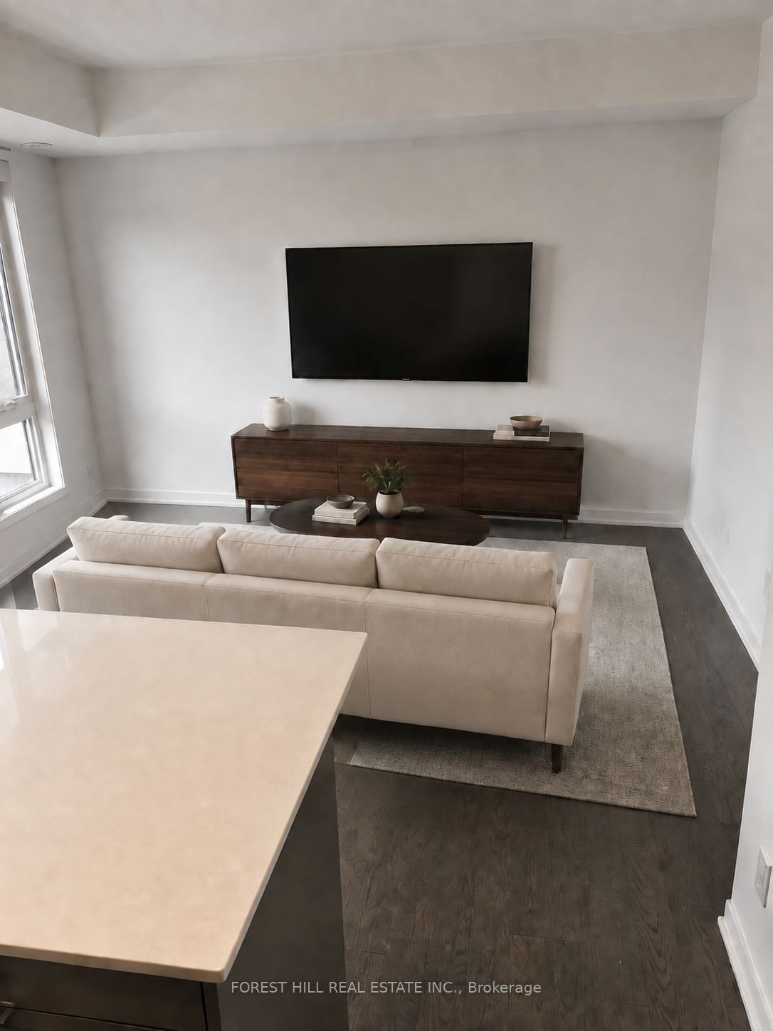 14 Marquette Avenue 7, Toronto, ON M6A 0E1 photo 5