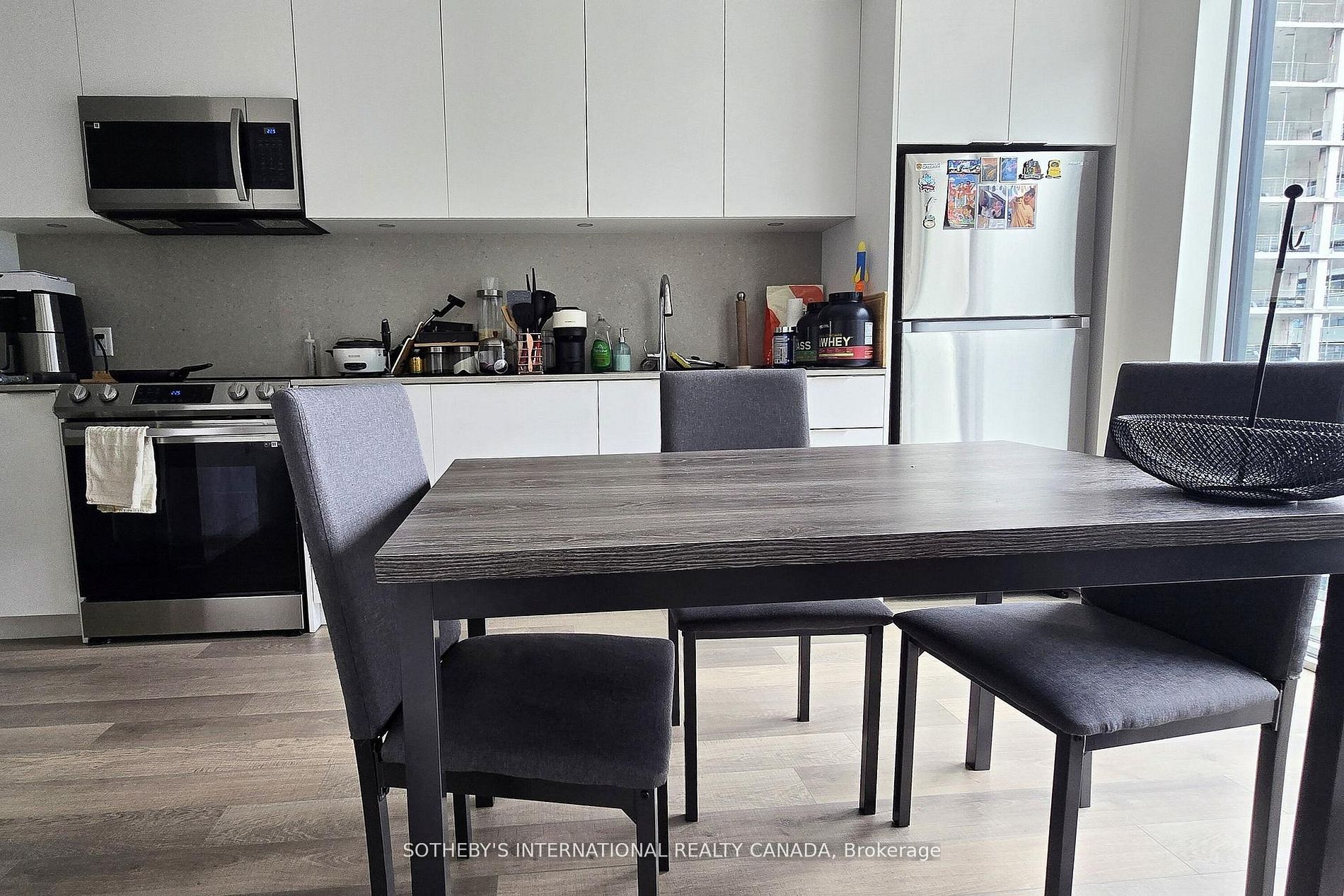 357 King Street W 2503, Toronto, ON M5V 0S7 photo 5