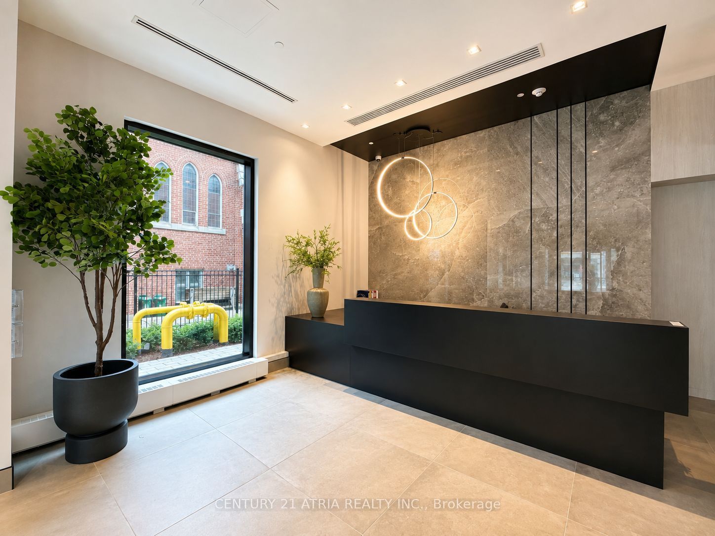 609 Sherbourne Street 2407, Toronto, ON M4X 0A4 photo 2