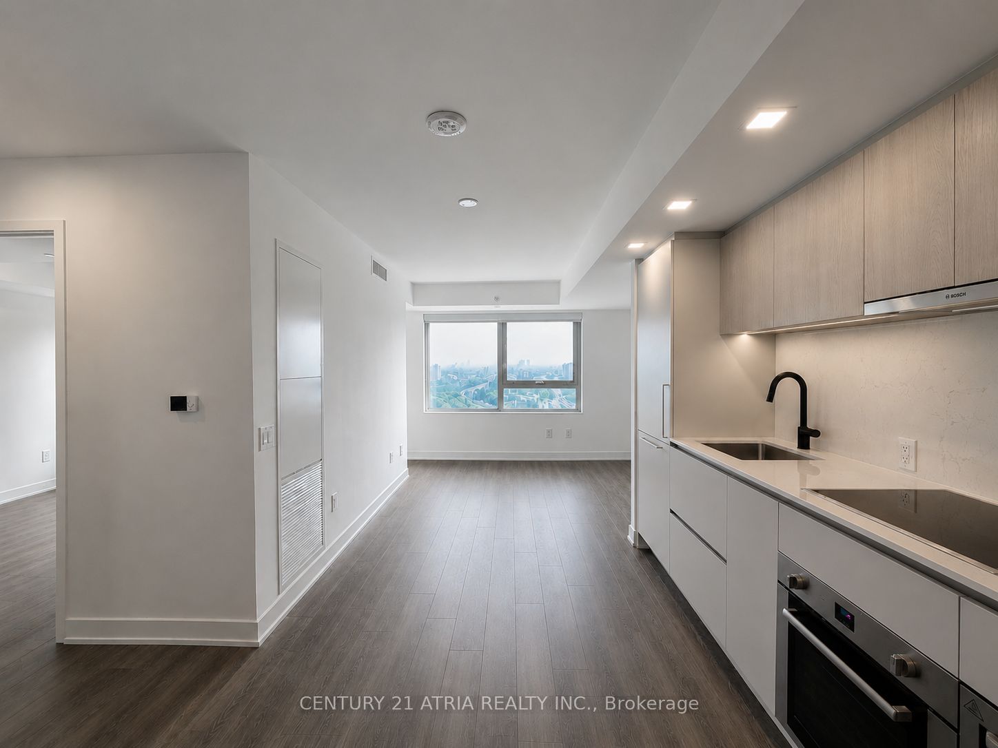 609 Sherbourne Street 2407, Toronto, ON M4X 0A4 photo 4