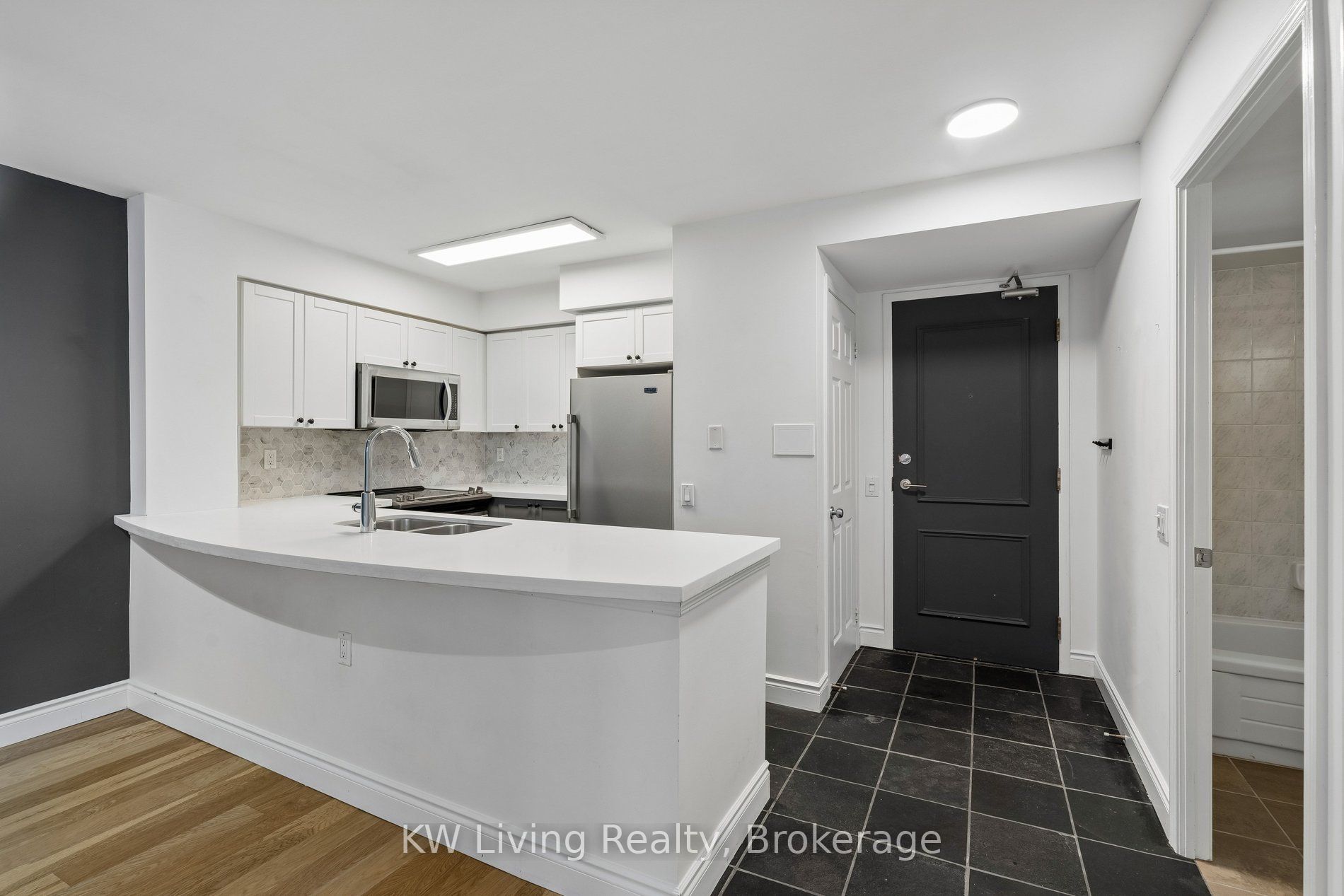 388 Bloor Street E 707, Toronto, ON M4W 3W9 photo 4