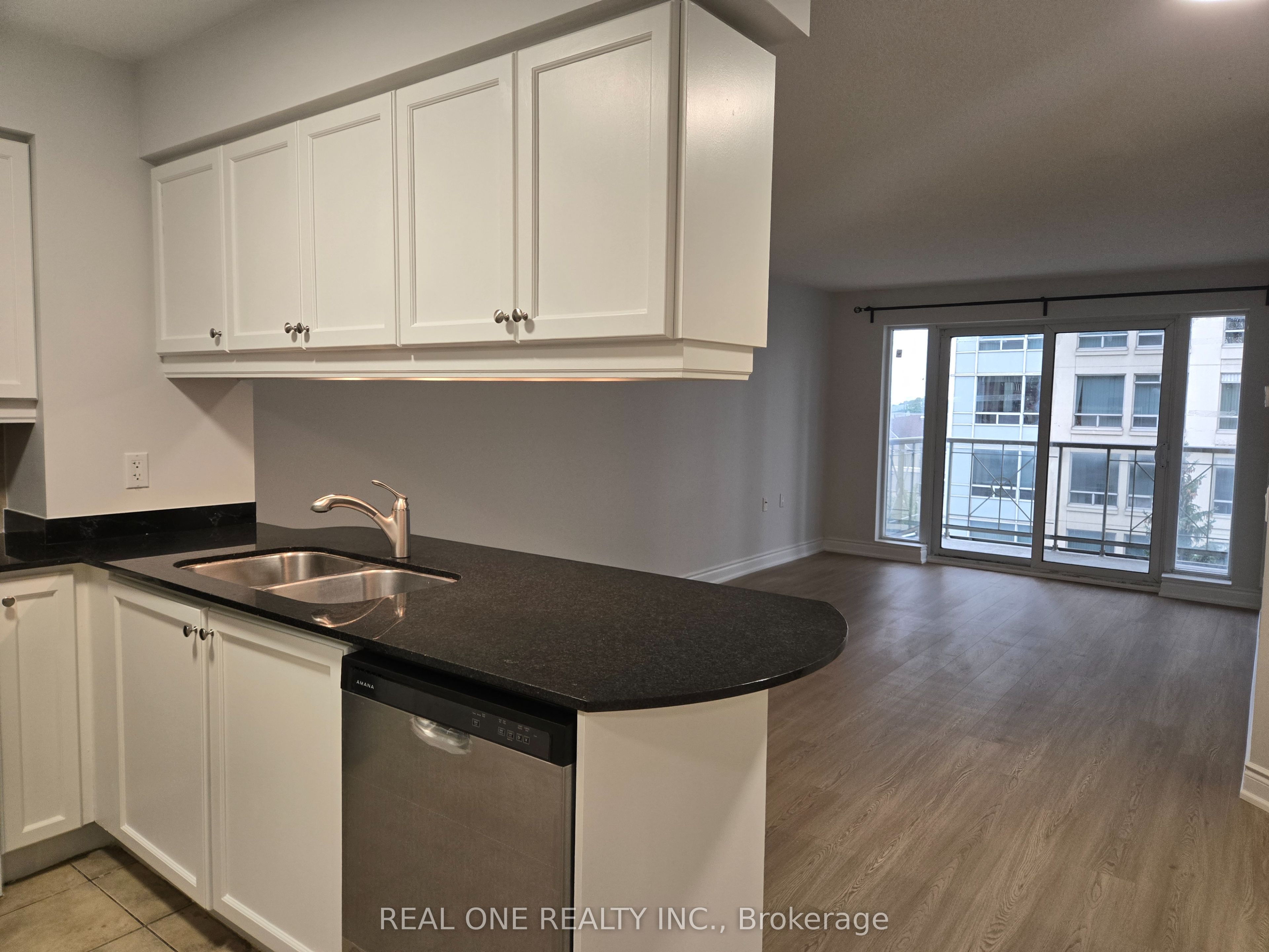 12 Rean Drive 611, Toronto, ON M2K 3C6 photo 4