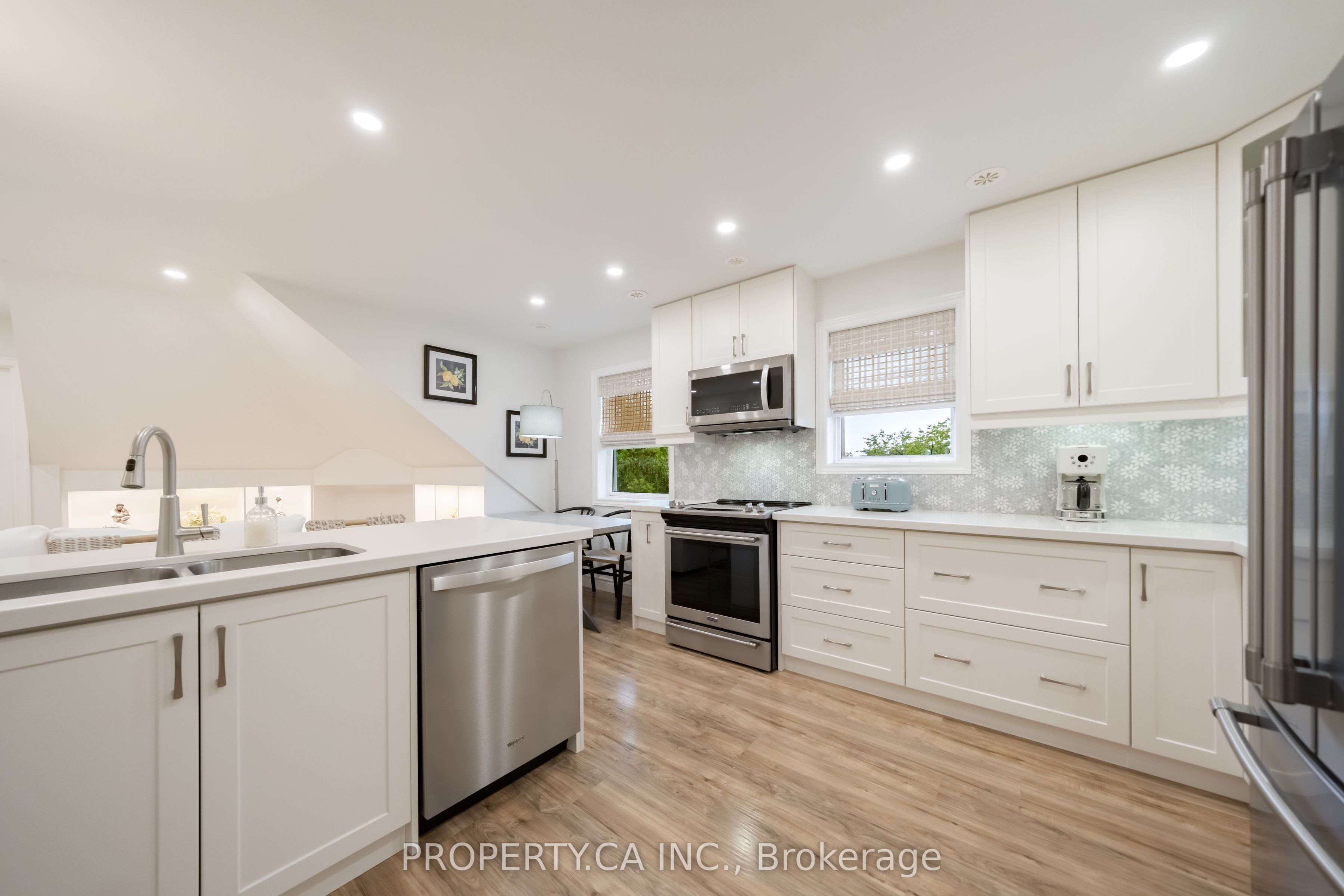 963 Avenue Road 8, Toronto, ON M5P 2K9 photo 4