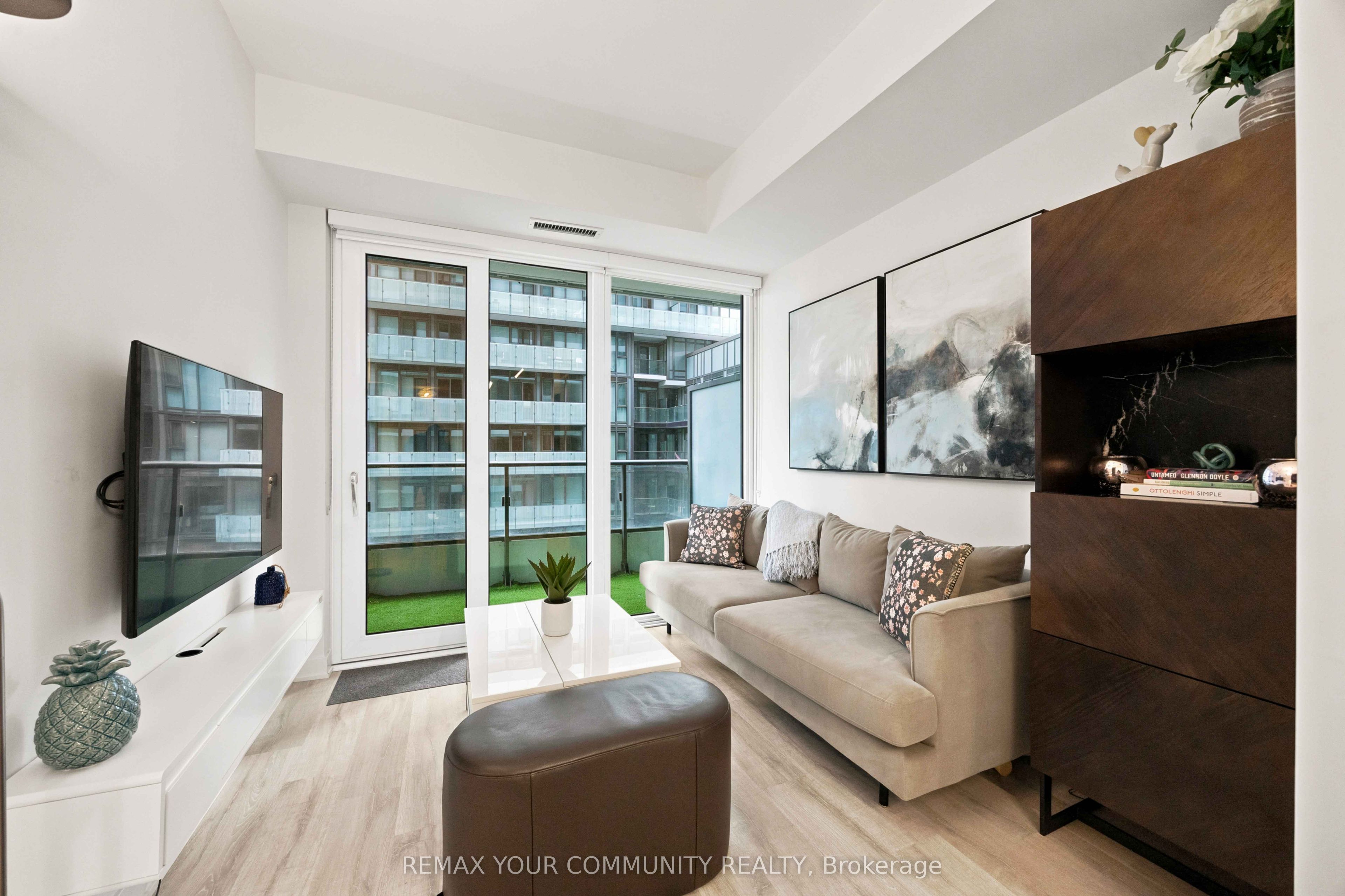 70 Princess Street 1627, Toronto, ON M5A 0X6 photo 3