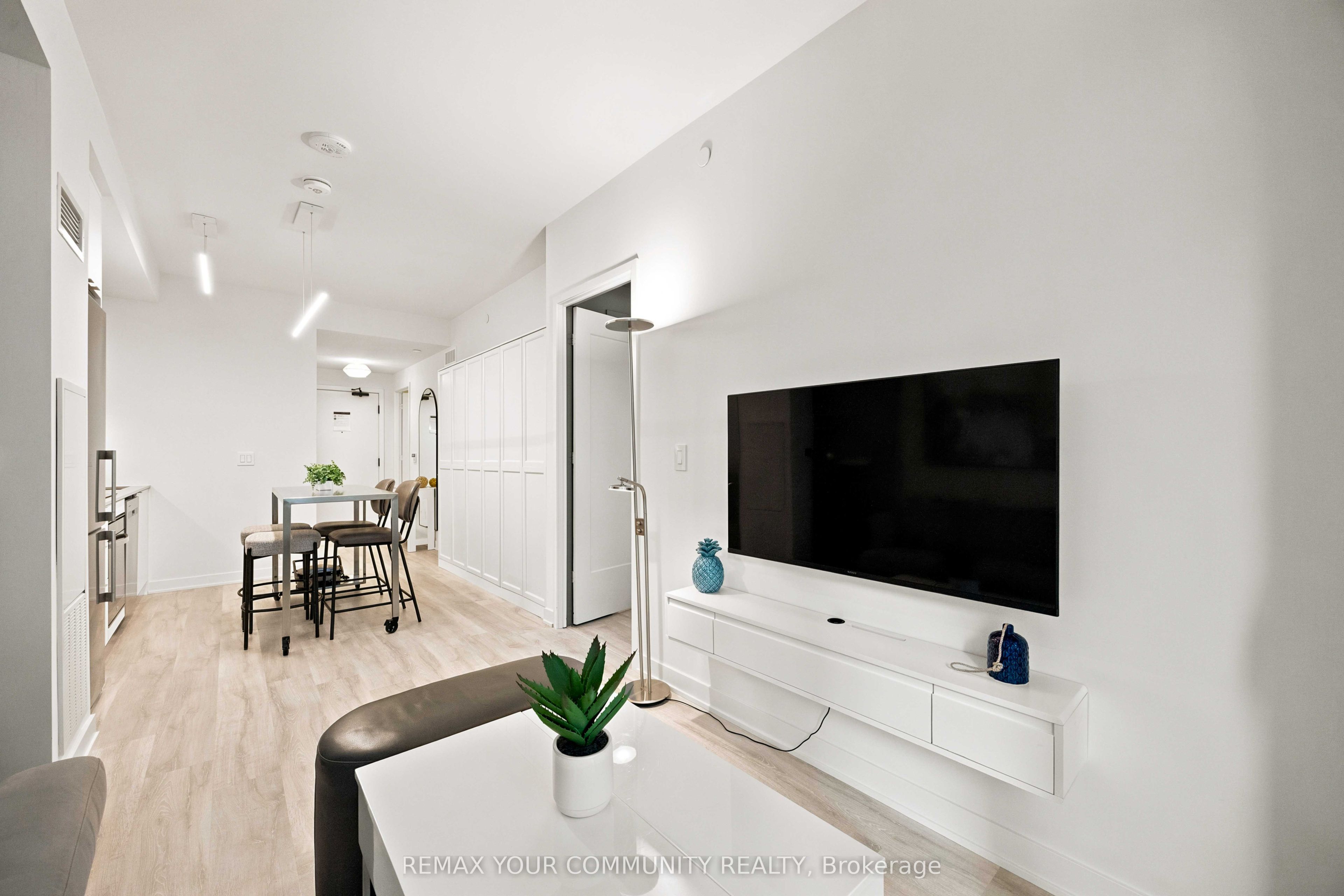 70 Princess Street 1627, Toronto, ON M5A 0X6 photo 5