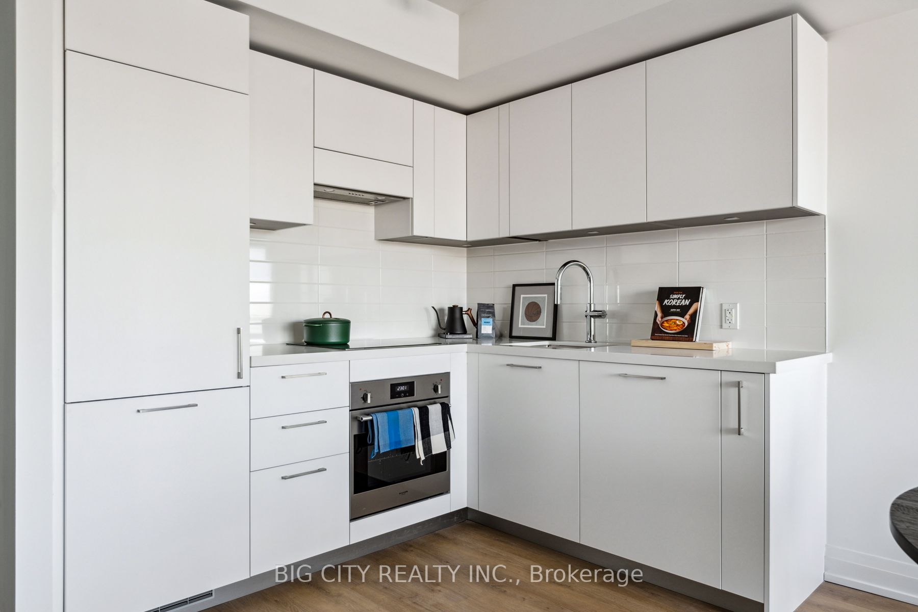 36 Brentcliffe Road 1509, Toronto, ON M4G 0E1 photo 5