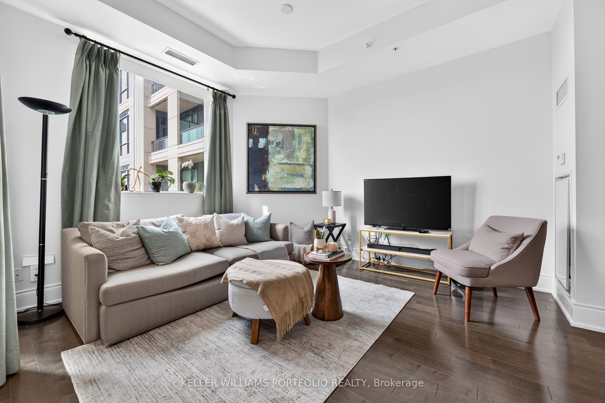 23 Glebe Road W 802, Toronto, ON M5P 0A1 photo 2
