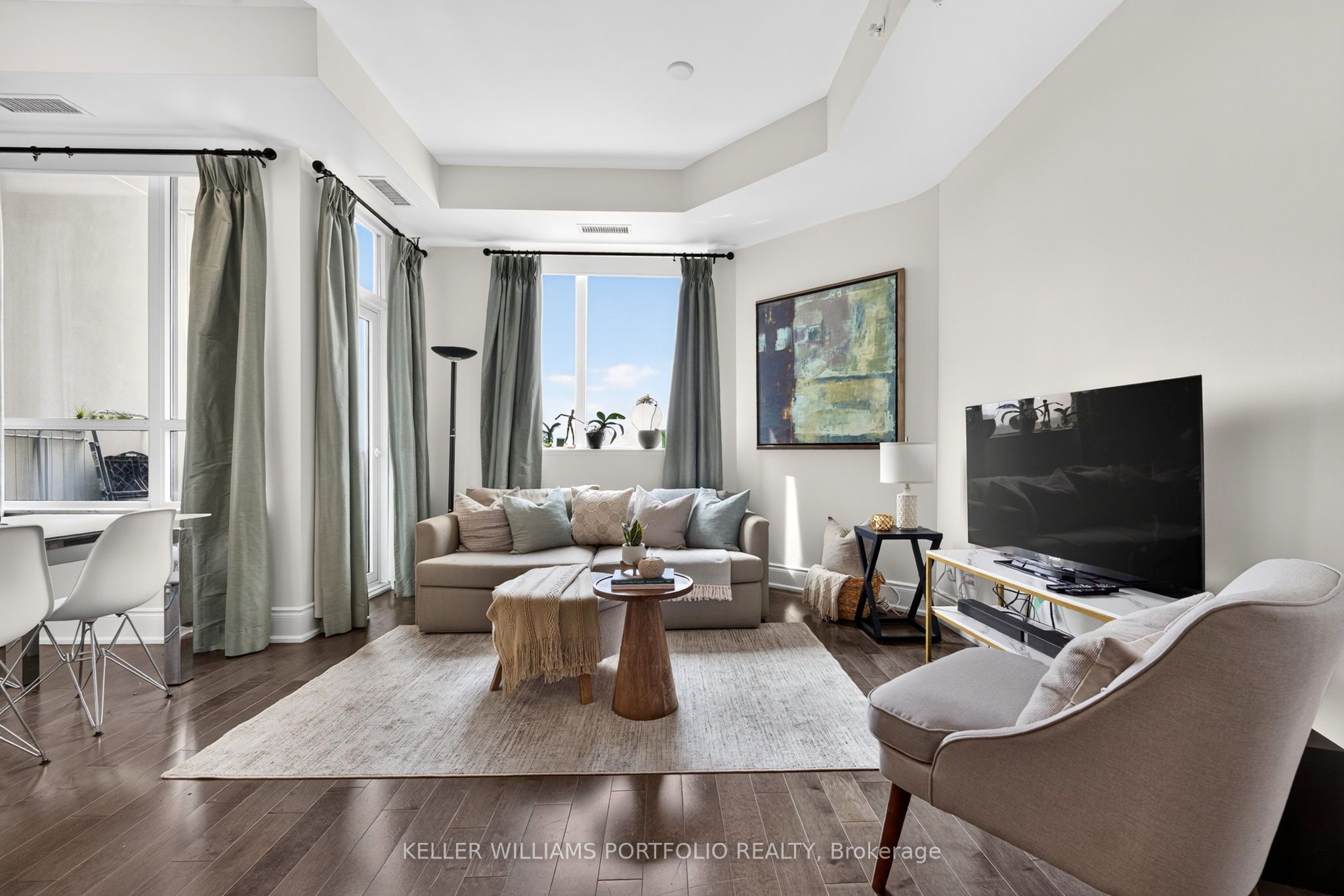 23 Glebe Road W 802, Toronto, ON M5P 0A1 photo 3