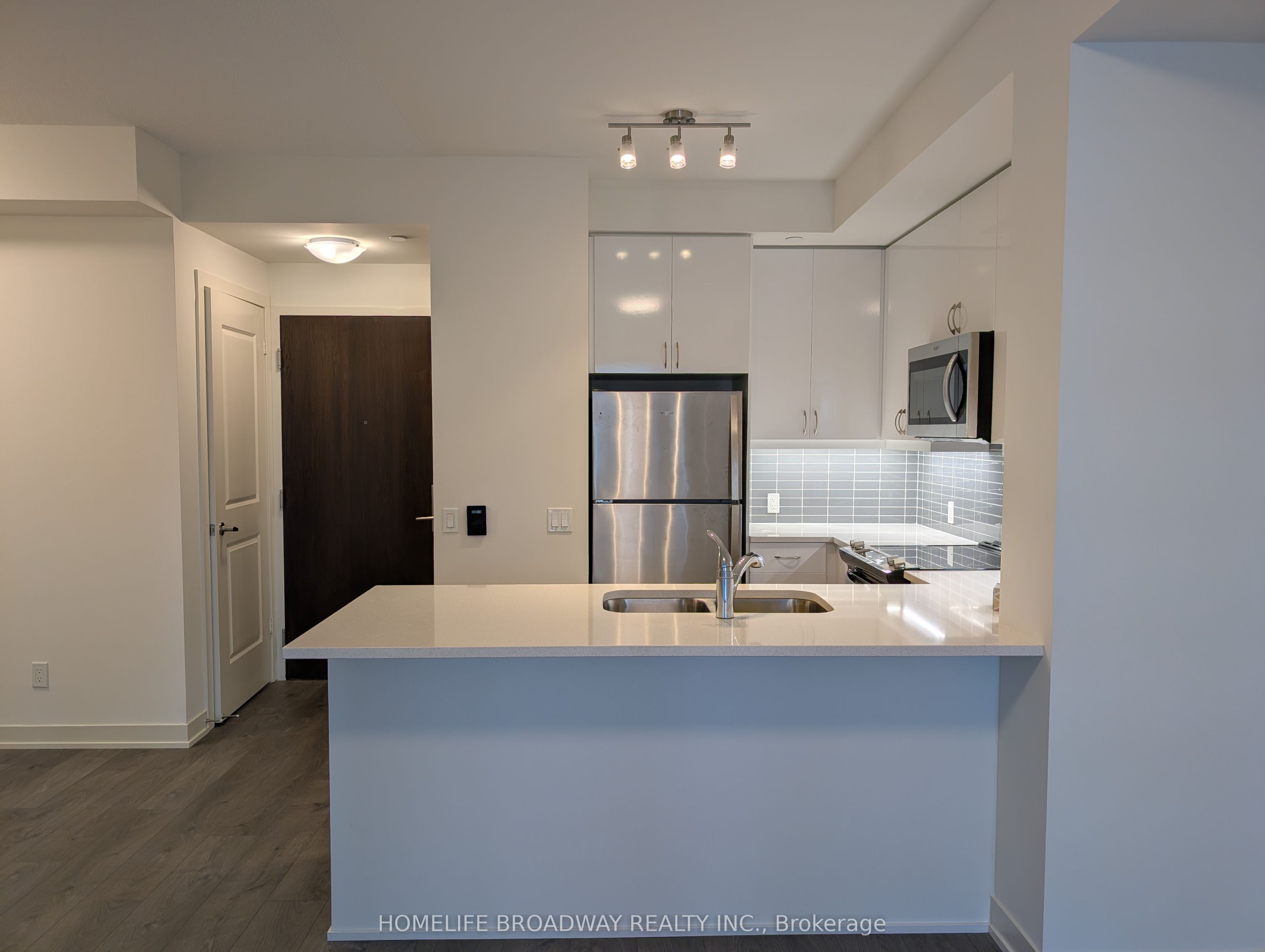 4955 Yonge Street 2110, Toronto, ON M2N 0L8 photo 3