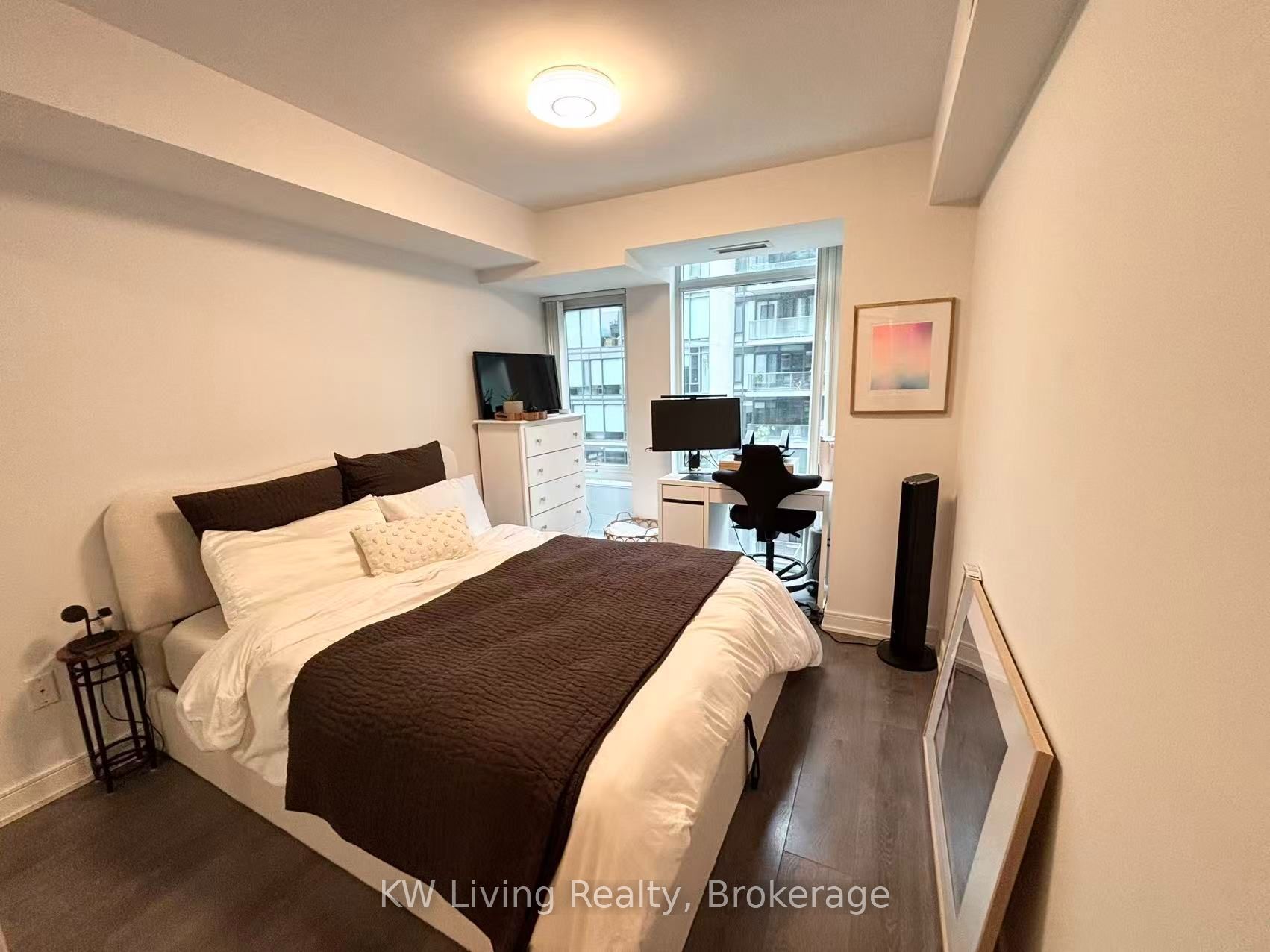 525 Adelaide Street W 1033, Toronto, ON M5V 0N7 photo 5
