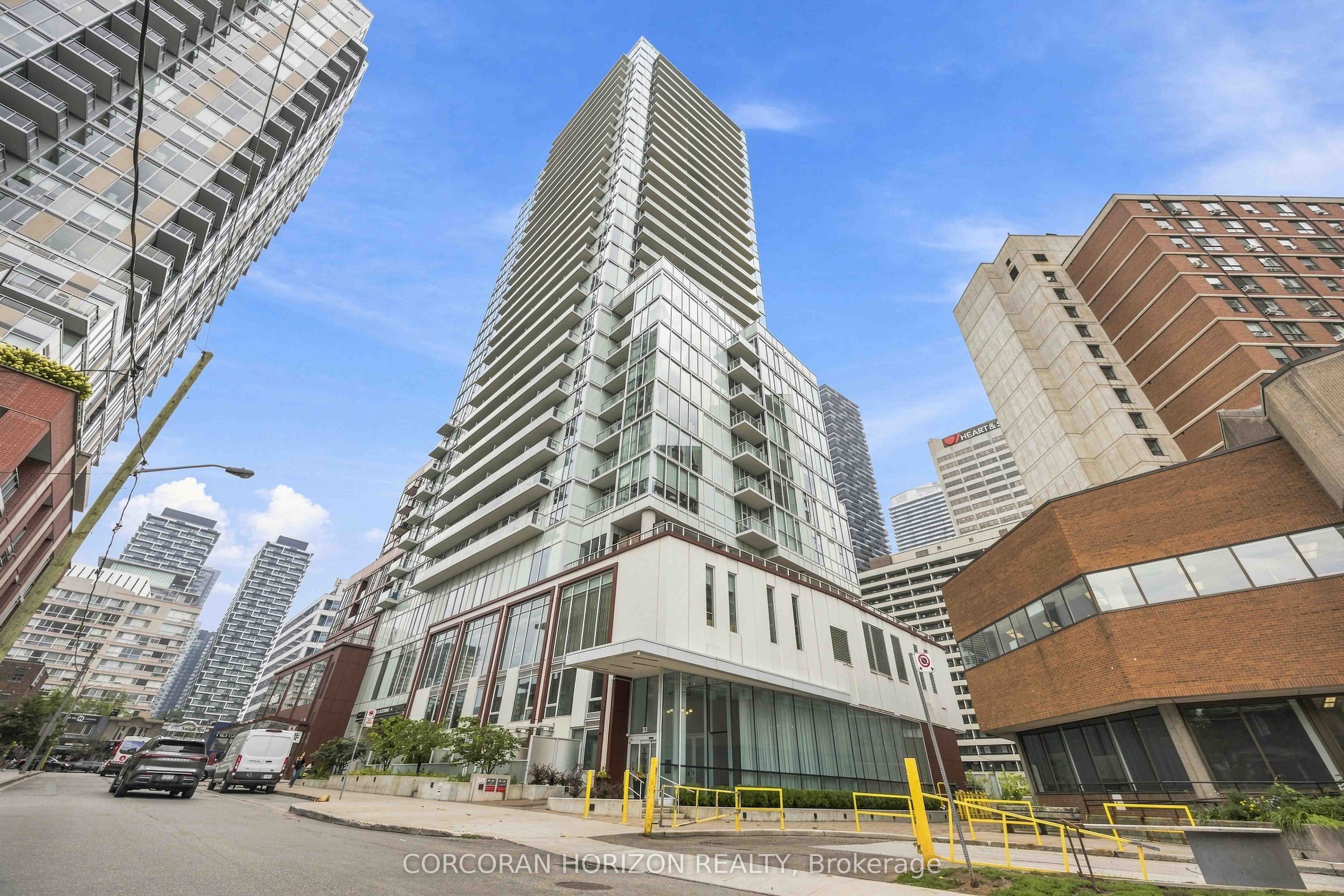 33 Helendale Avenue 101, Toronto, ON M4R 1C5