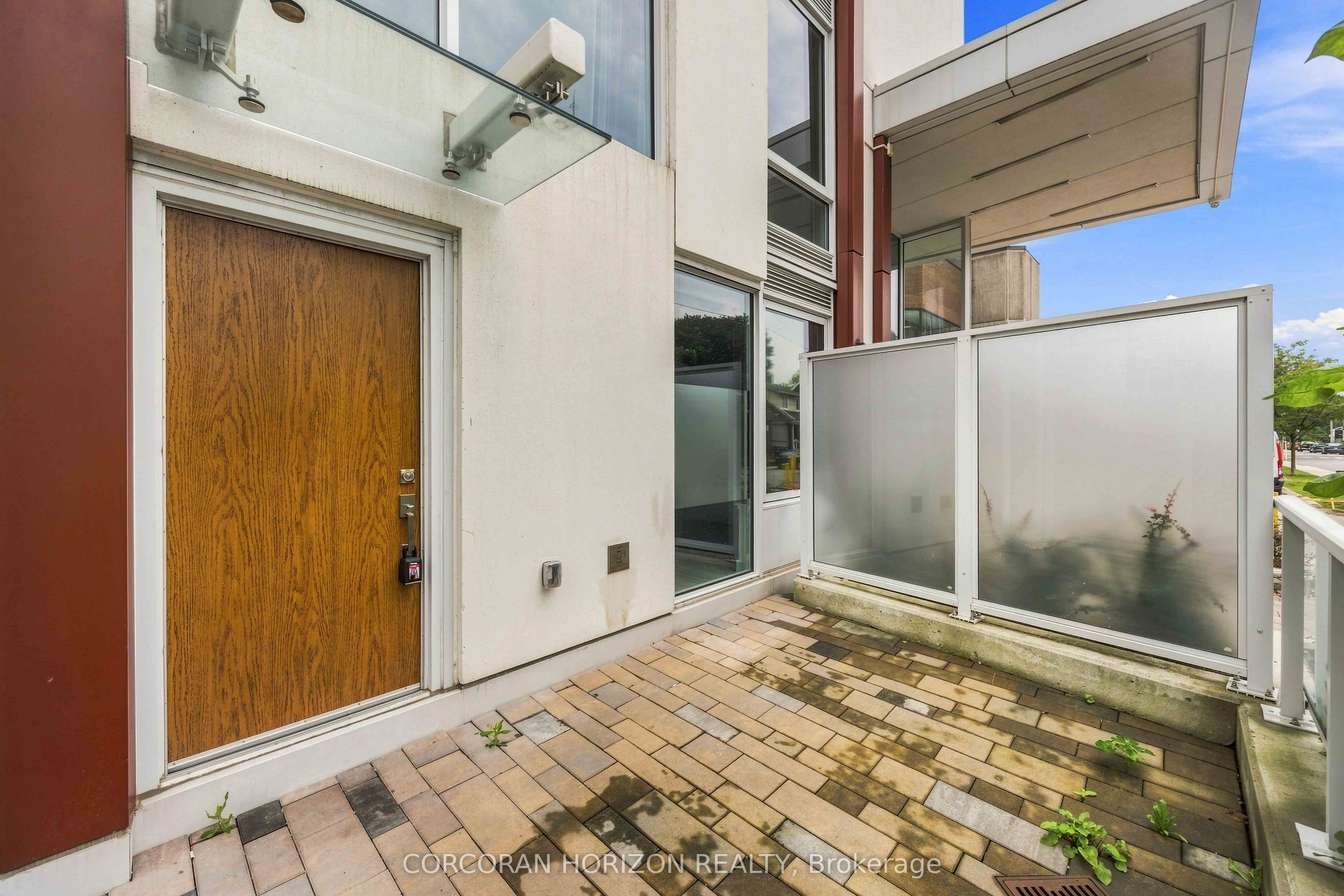 33 Helendale Avenue 101, Toronto, ON M4R 1C5 photo 3