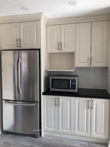 5 Reiber Crescent, Toronto, ON M2H 1C3 photo 3