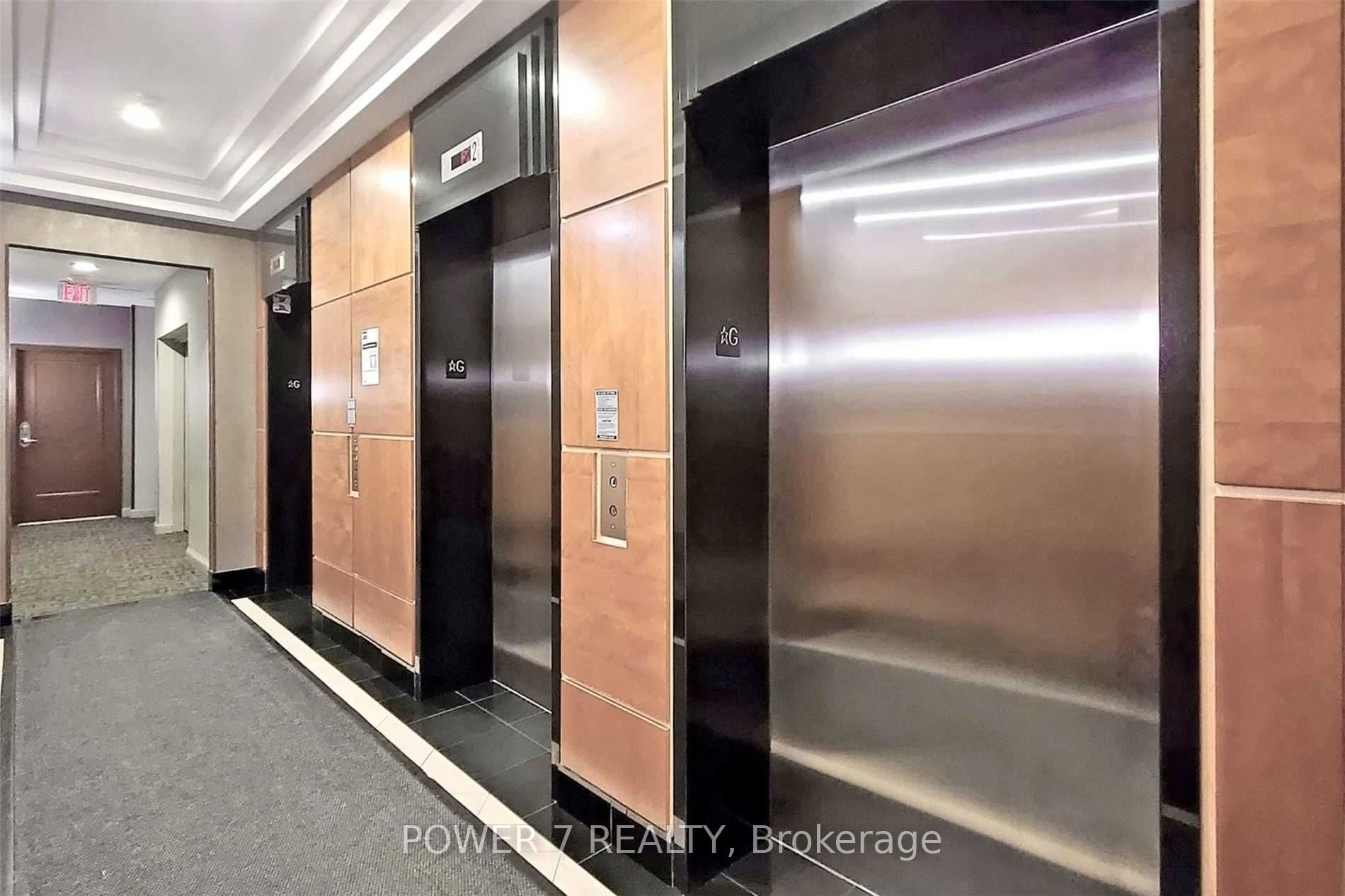 155 Beecroft Road 1110, Toronto, ON M2N 7C6 photo 4