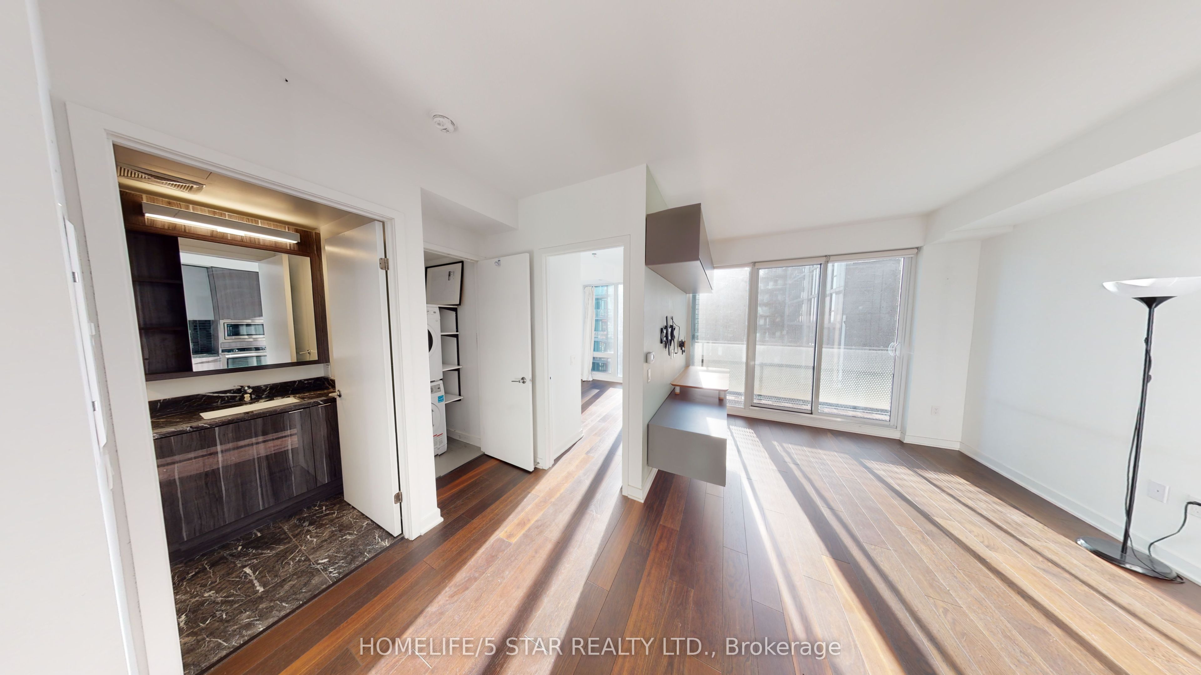 115 Blue Jays Street 2507, Toronto, ON M5V 0N4 photo 4