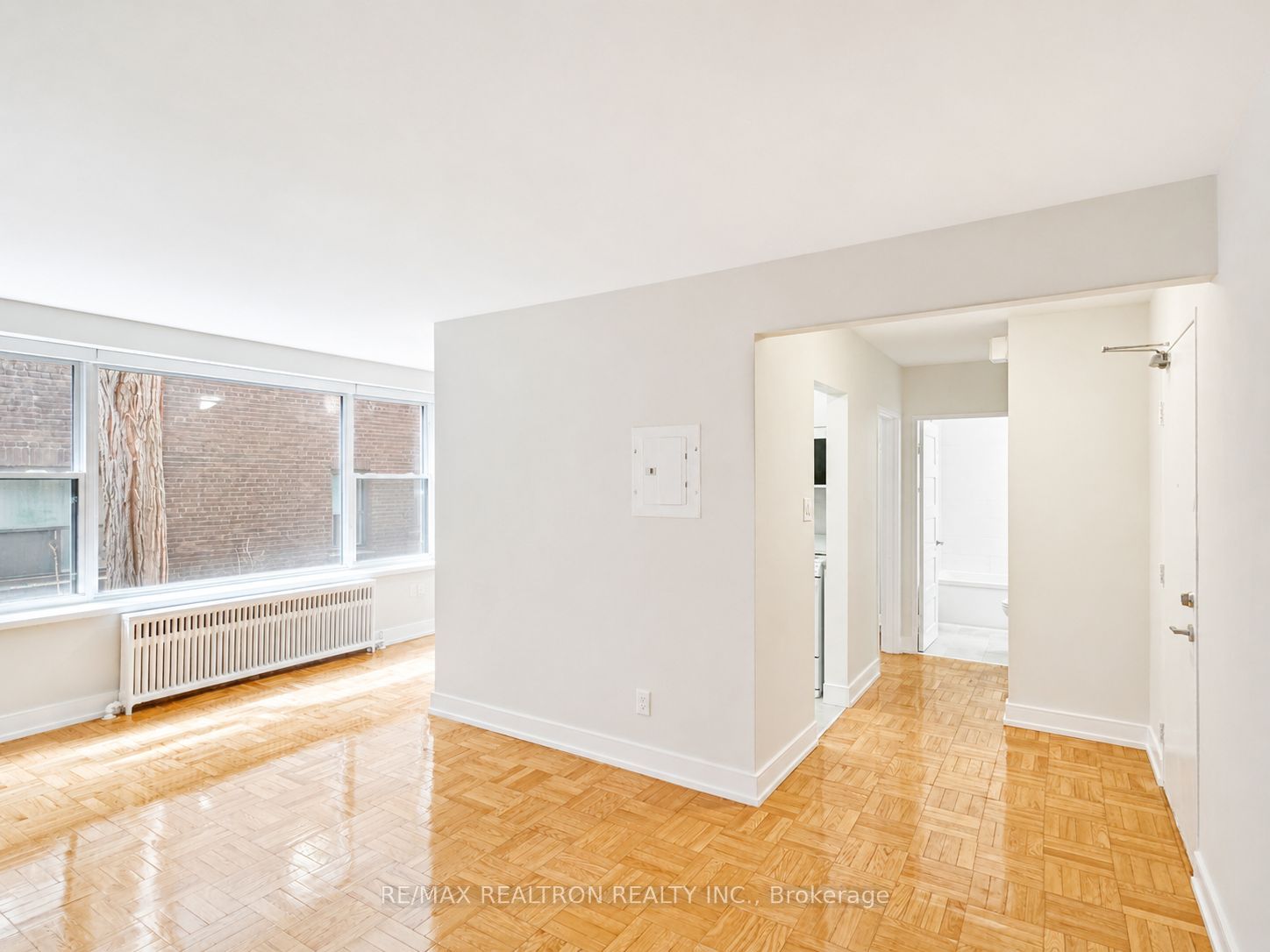 1545 Bathurst Street 109, Toronto, ON M5P 3H6