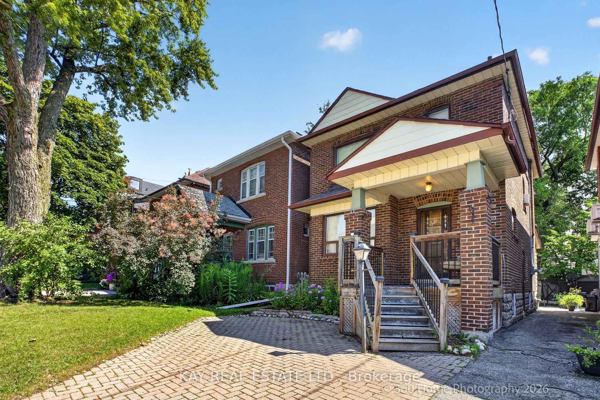 59 Cherrywood Avenue, Toronto, ON M6C 2X4 photo 2