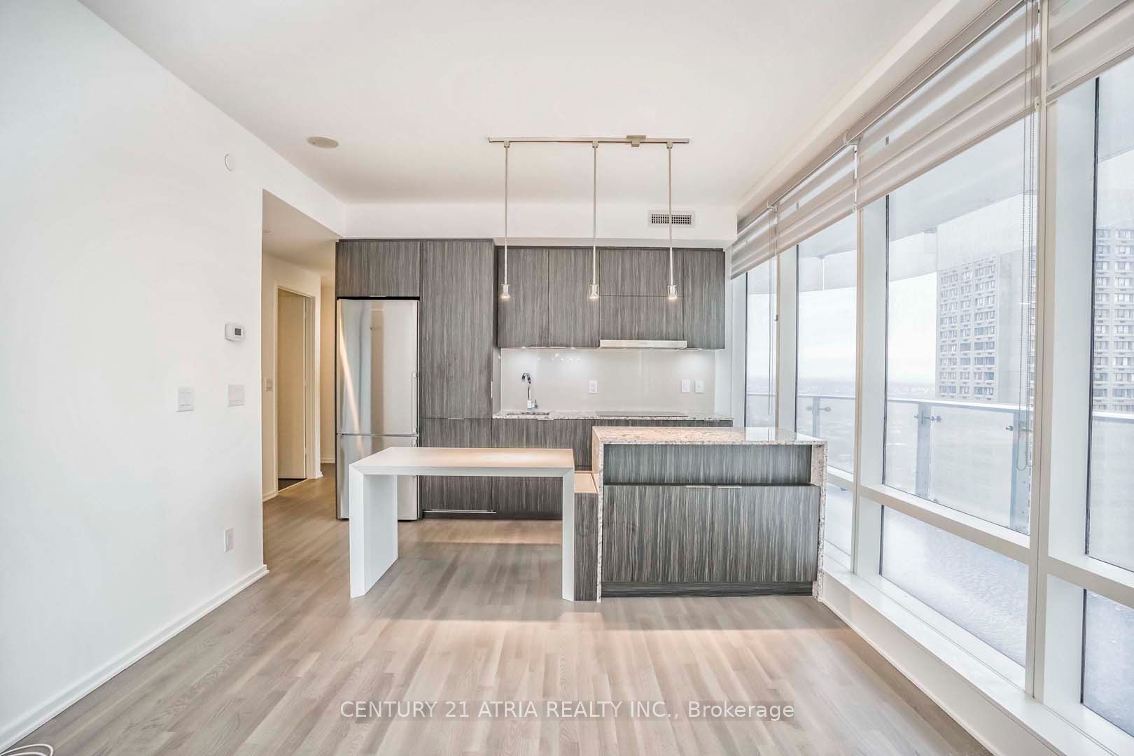 1 Bloor Street E 2704, Toronto, ON M4W 0A8 photo 5