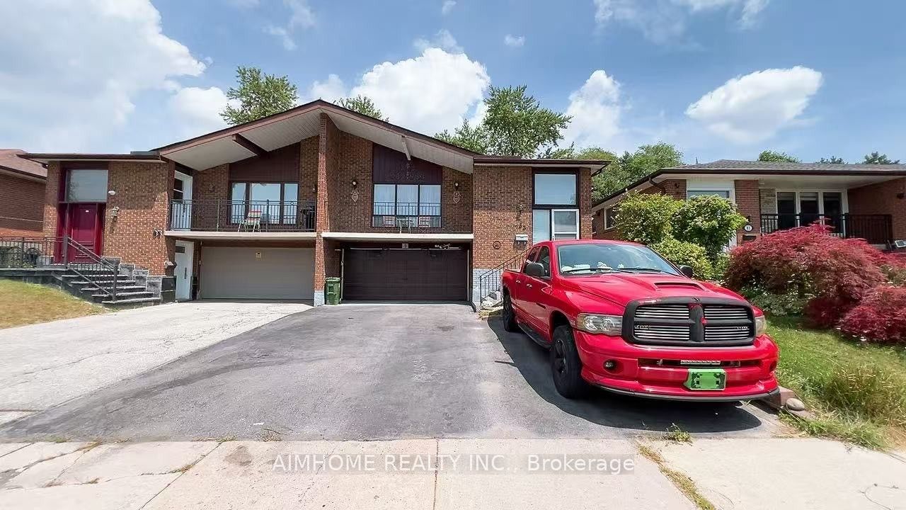 83 Mintwood Drive Upper level, Toronto, ON M2M 3A6 photo 2