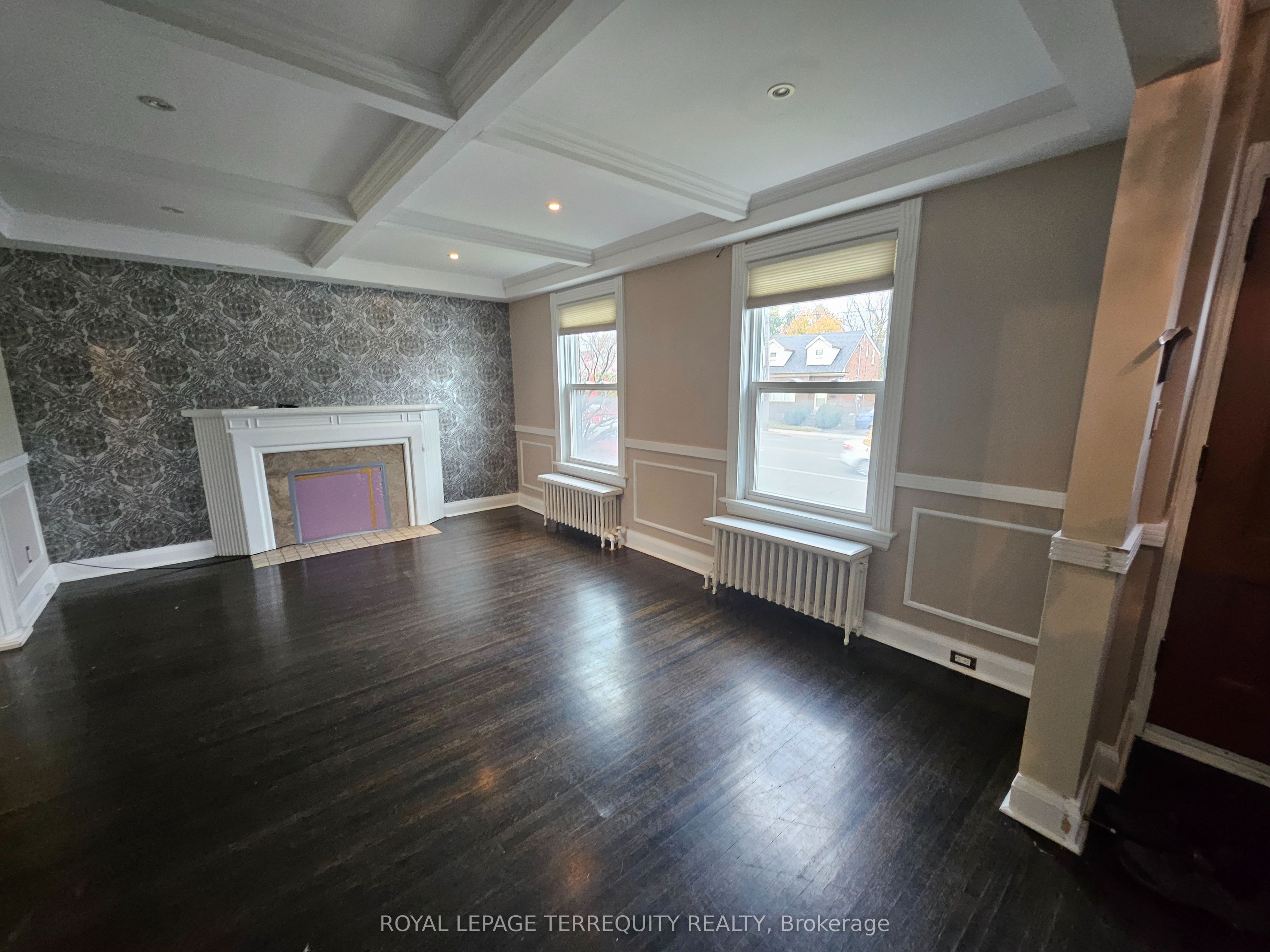 319 Lawrence Avenue W, Toronto, ON M5M 1B5 photo 3