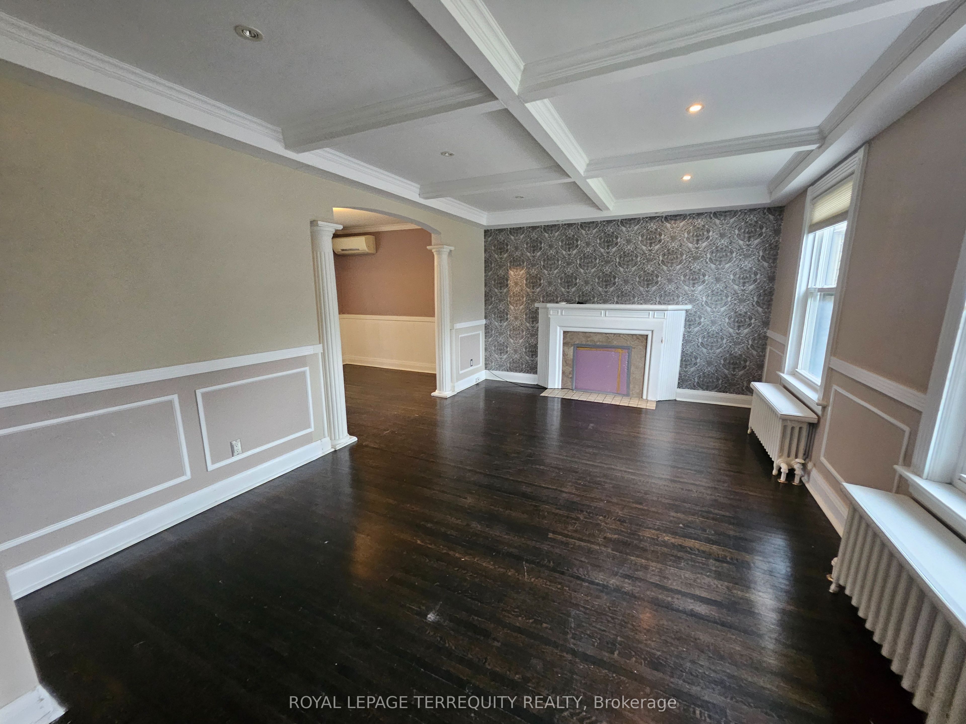 319 Lawrence Avenue W, Toronto, ON M5M 1B5 photo 4