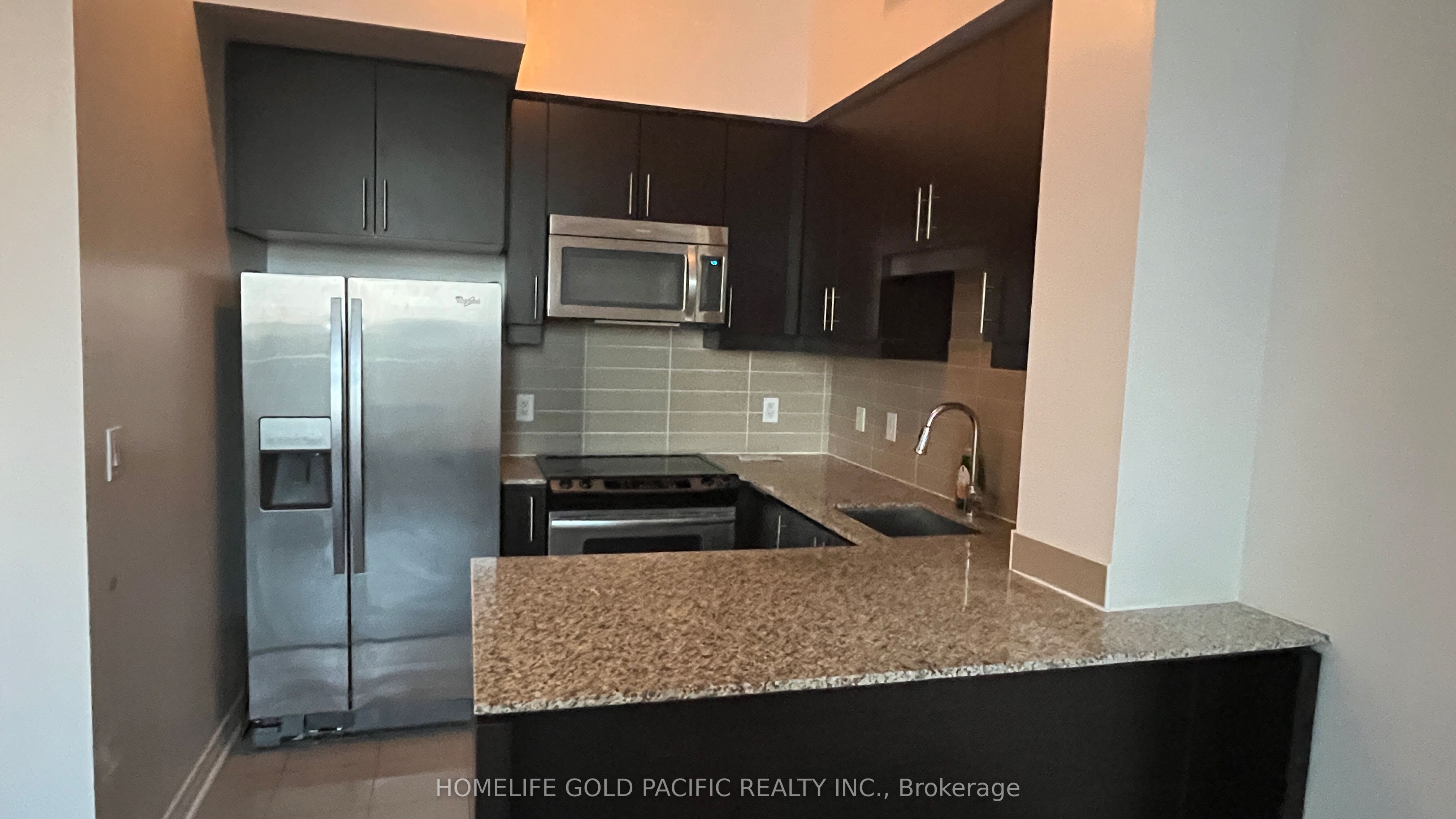 2756 OLD LESLIE Street 1112, Toronto, ON M2K 0A9 photo 5
