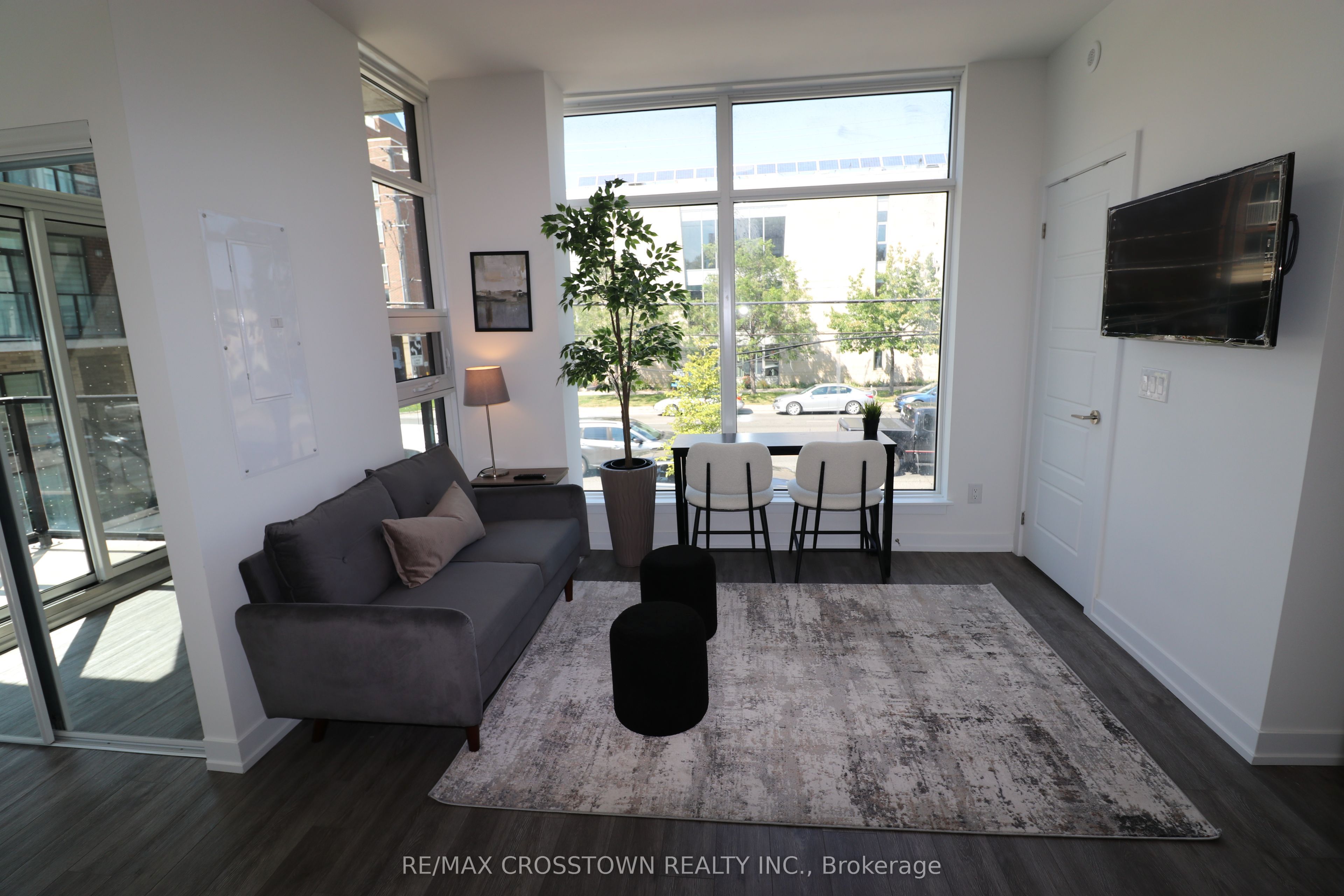57-861 Sheppard Avenue W 2nd, Toronto, ON M3H 0E8 photo 4