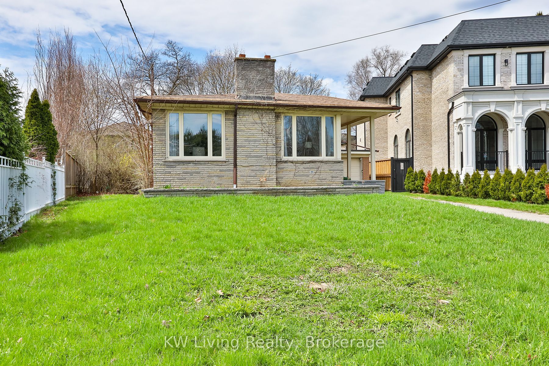 66 Claywood Road, Toronto, ON M2N 2R2 photo 2