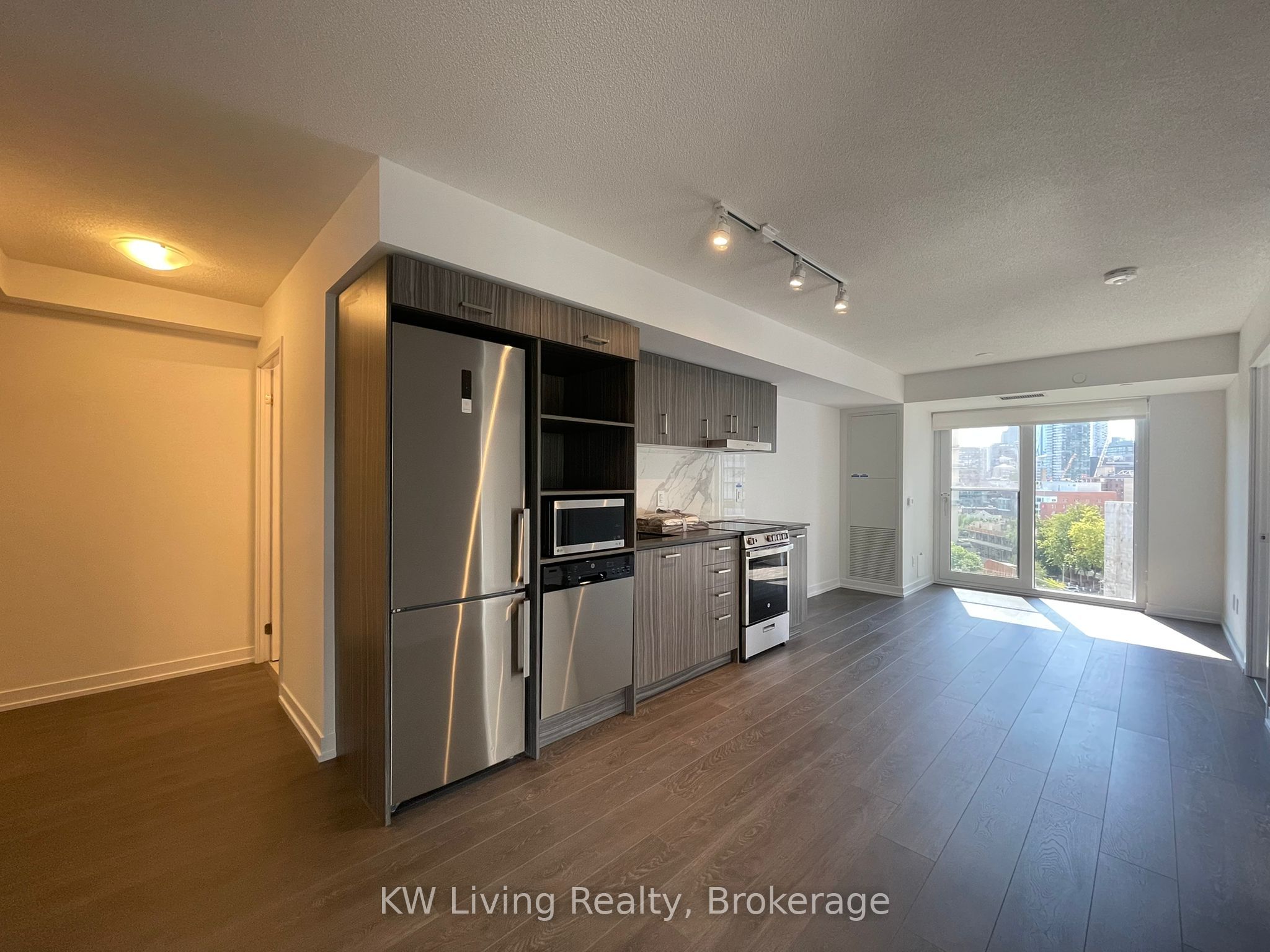 219 Dundas Street E 1007, Toronto, ON M5A 0V1 photo 2