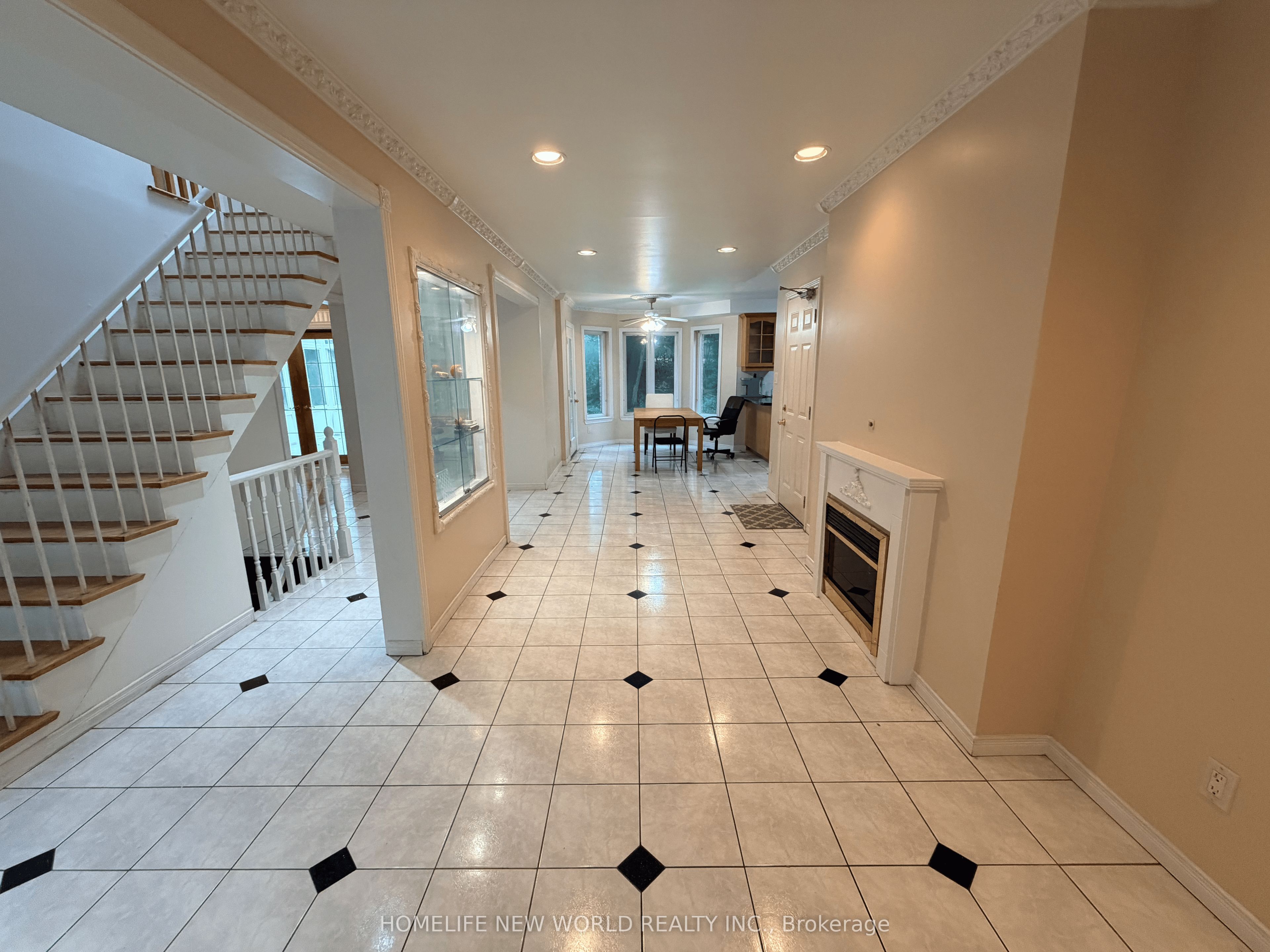 63 Lehar Crescent, Toronto, ON M2H 1J4 photo 5