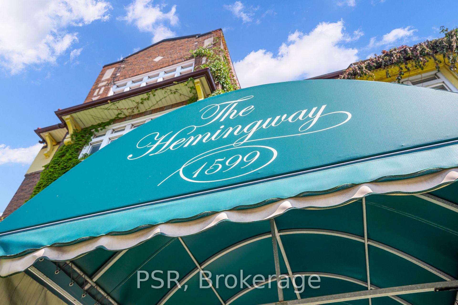 1599 Bathurst Street 17, Toronto, ON M5P 3J1 photo 3