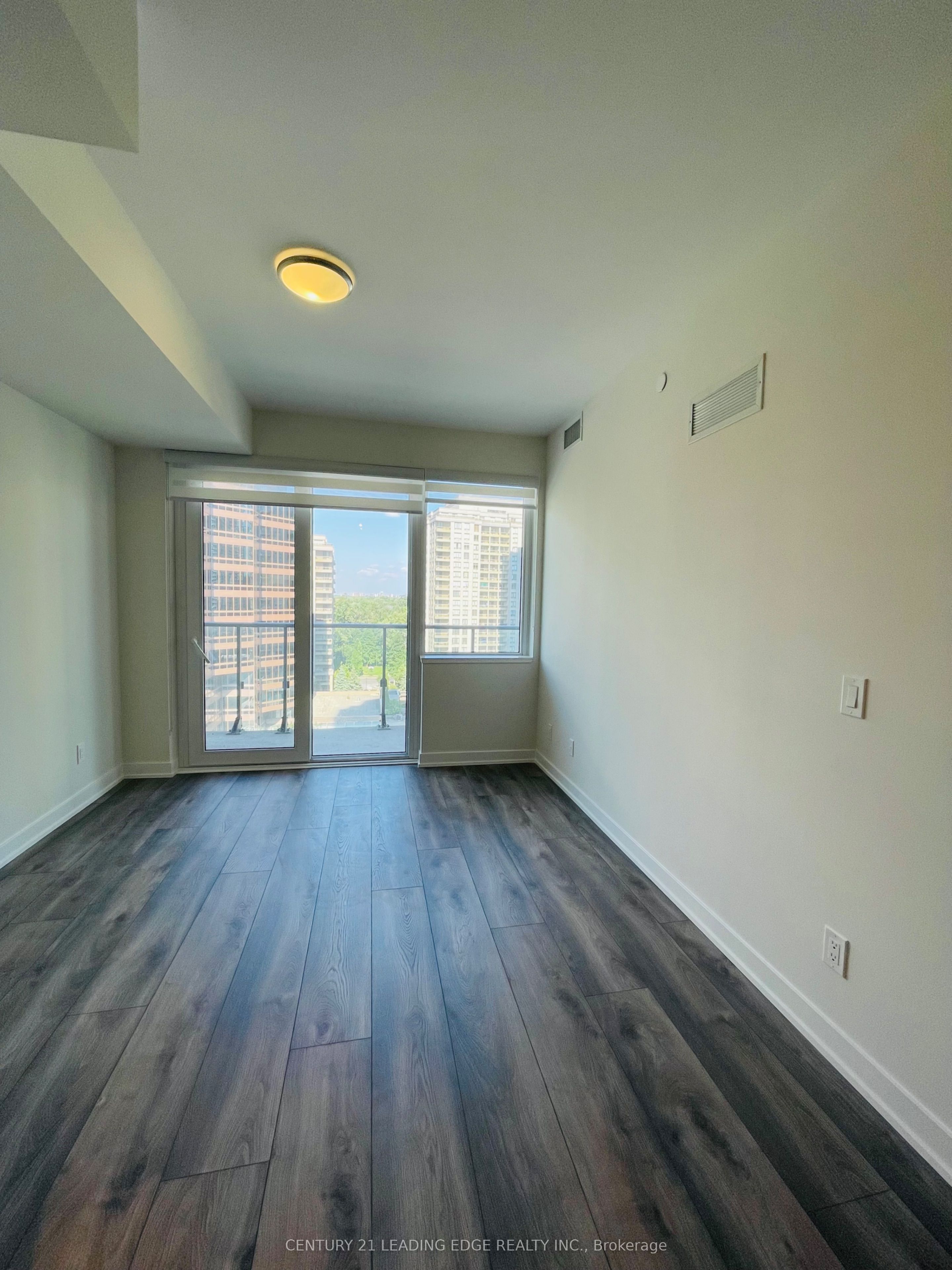 15 Ellerslie Avenue 911, Toronto, ON M2N 0L7 photo 5