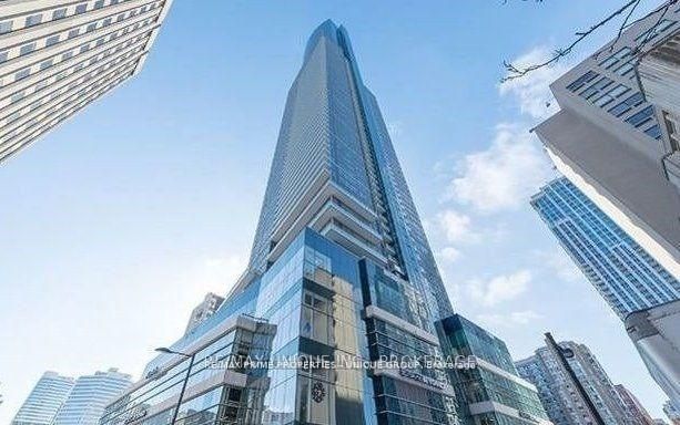 386 Yonge Street 3807, Toronto, ON M5B 0A5