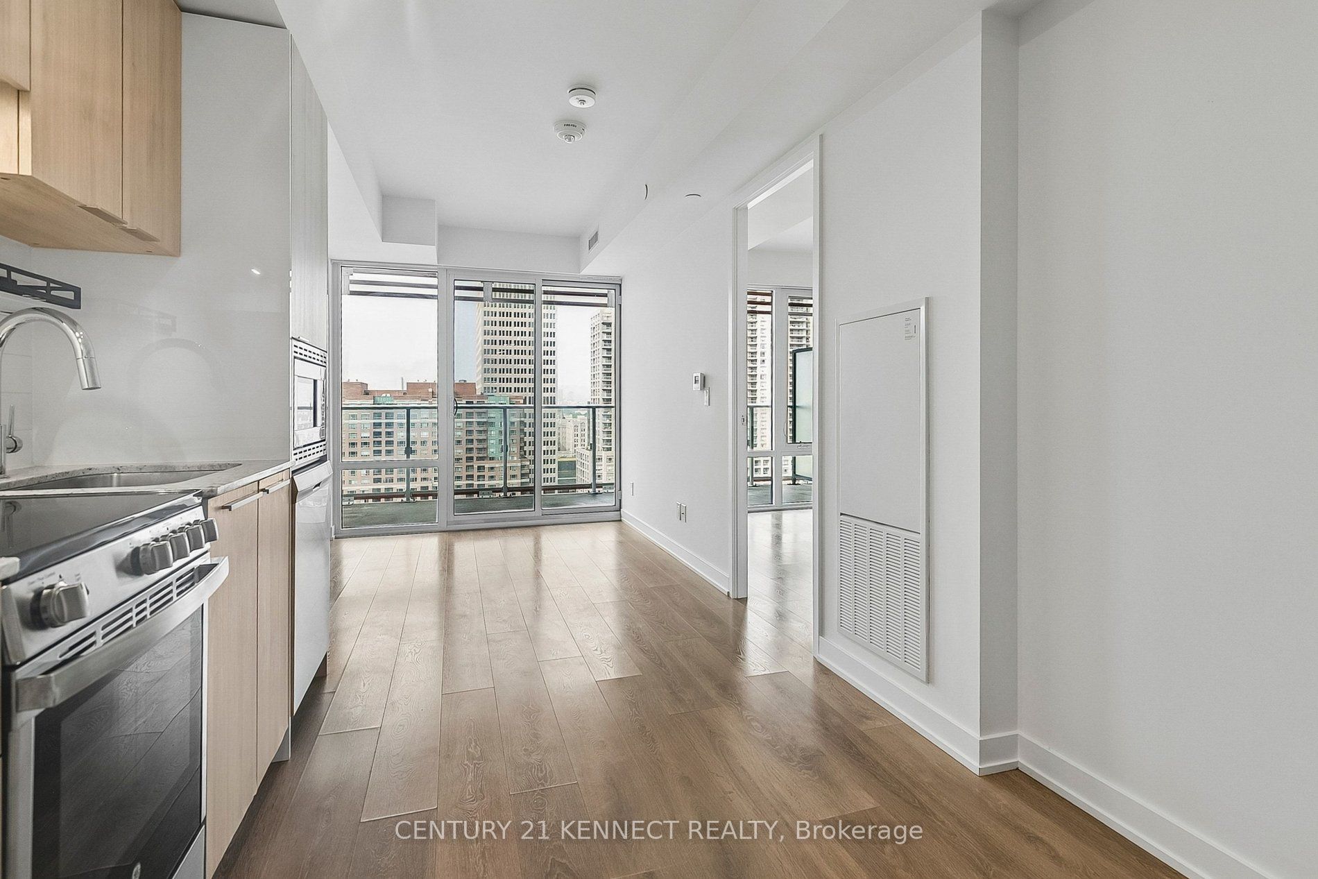 18 Maitland Terrace 1409, Toronto, ON M4Y 0H2 photo 4