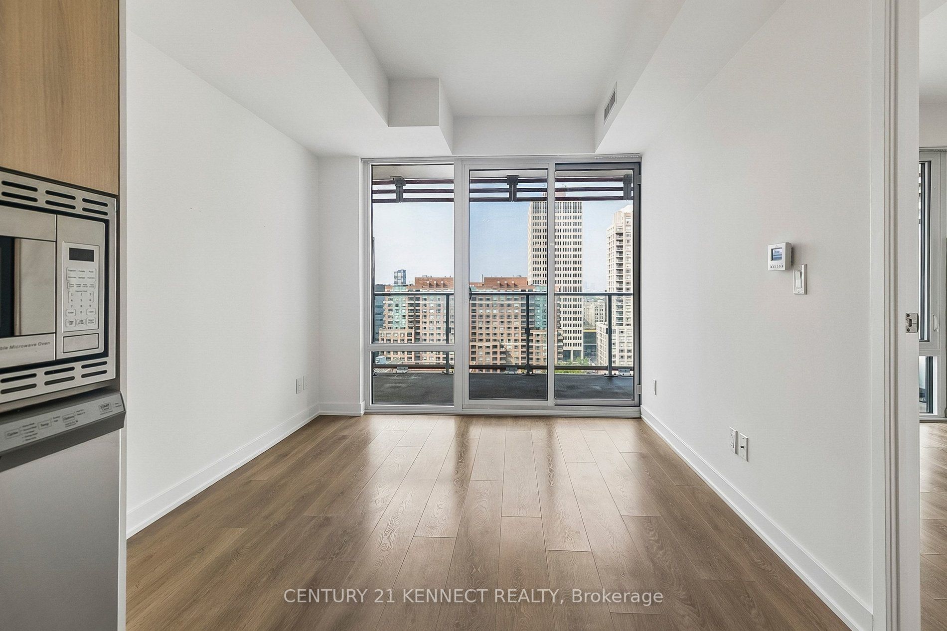18 Maitland Terrace 1409, Toronto, ON M4Y 0H2 photo 5