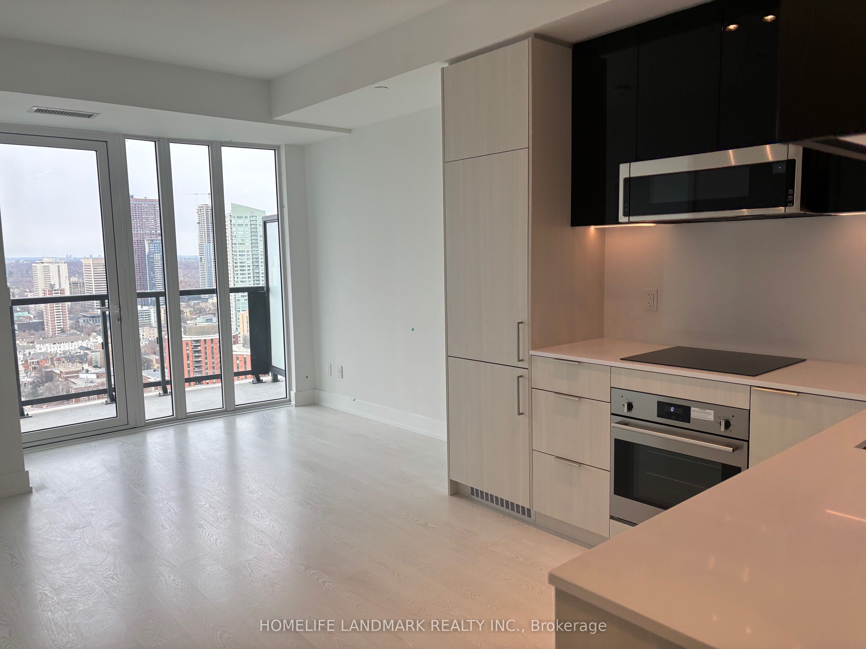 308 JARVIS Street 3307, Toronto, ON M5A 2P2 photo 3