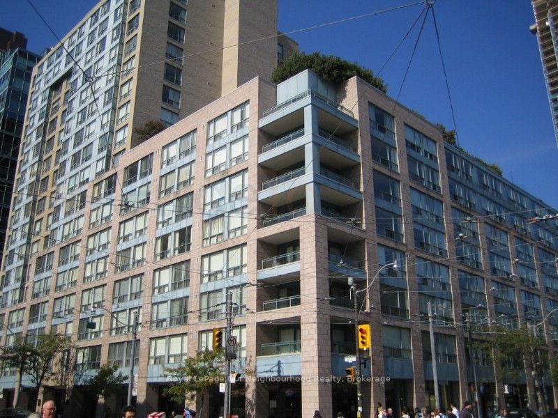 92 King Street E 806, Toronto, ON M5C 2V8