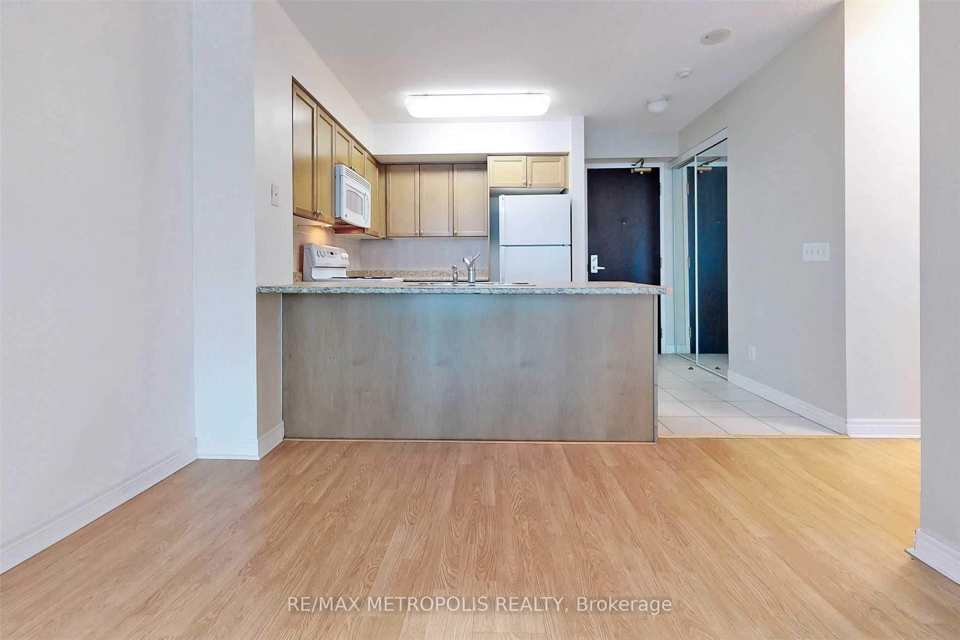 51 Lower Simcoe Street 1005, Toronto, ON M5J 3A2 photo 5