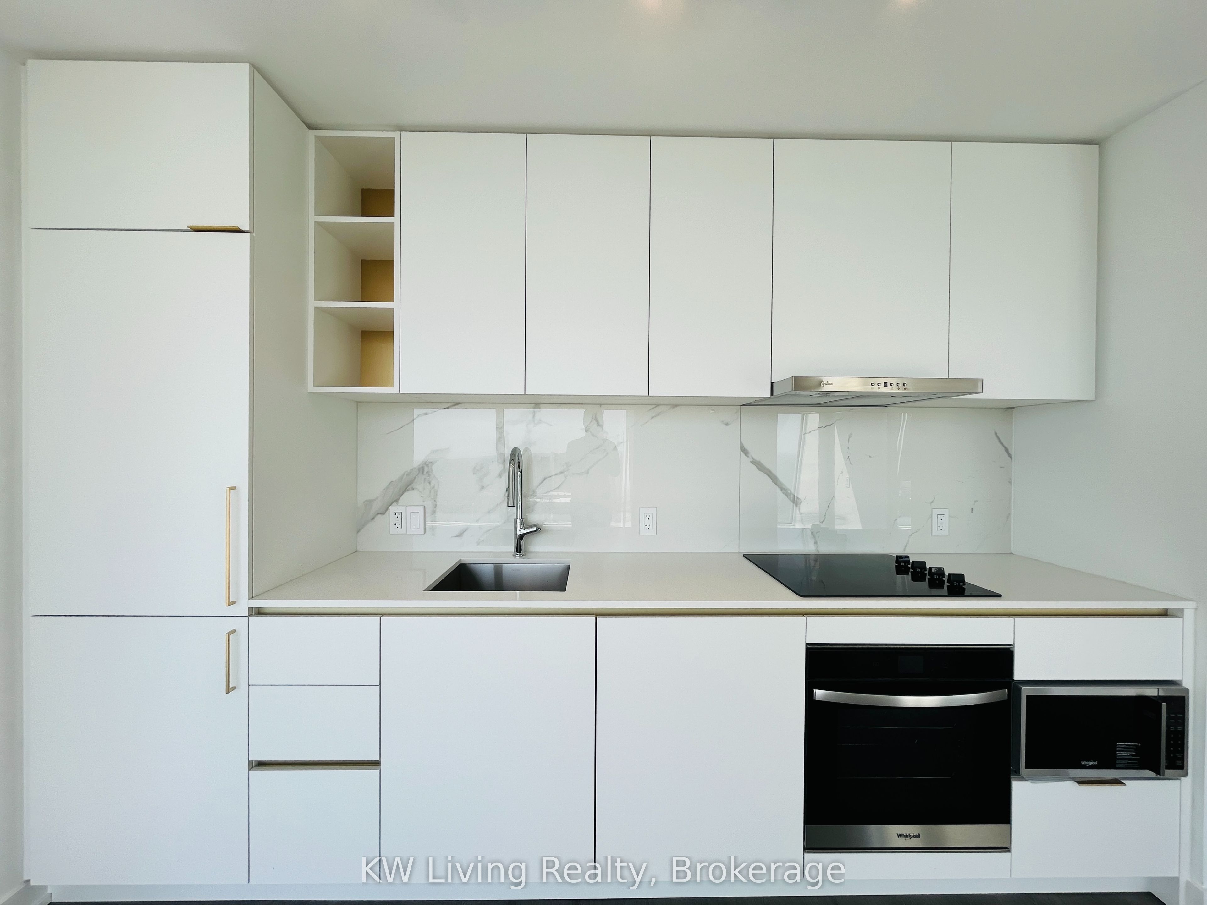 8 Wellesley Street W 5208, Toronto, ON M4Y 0J5 photo 3