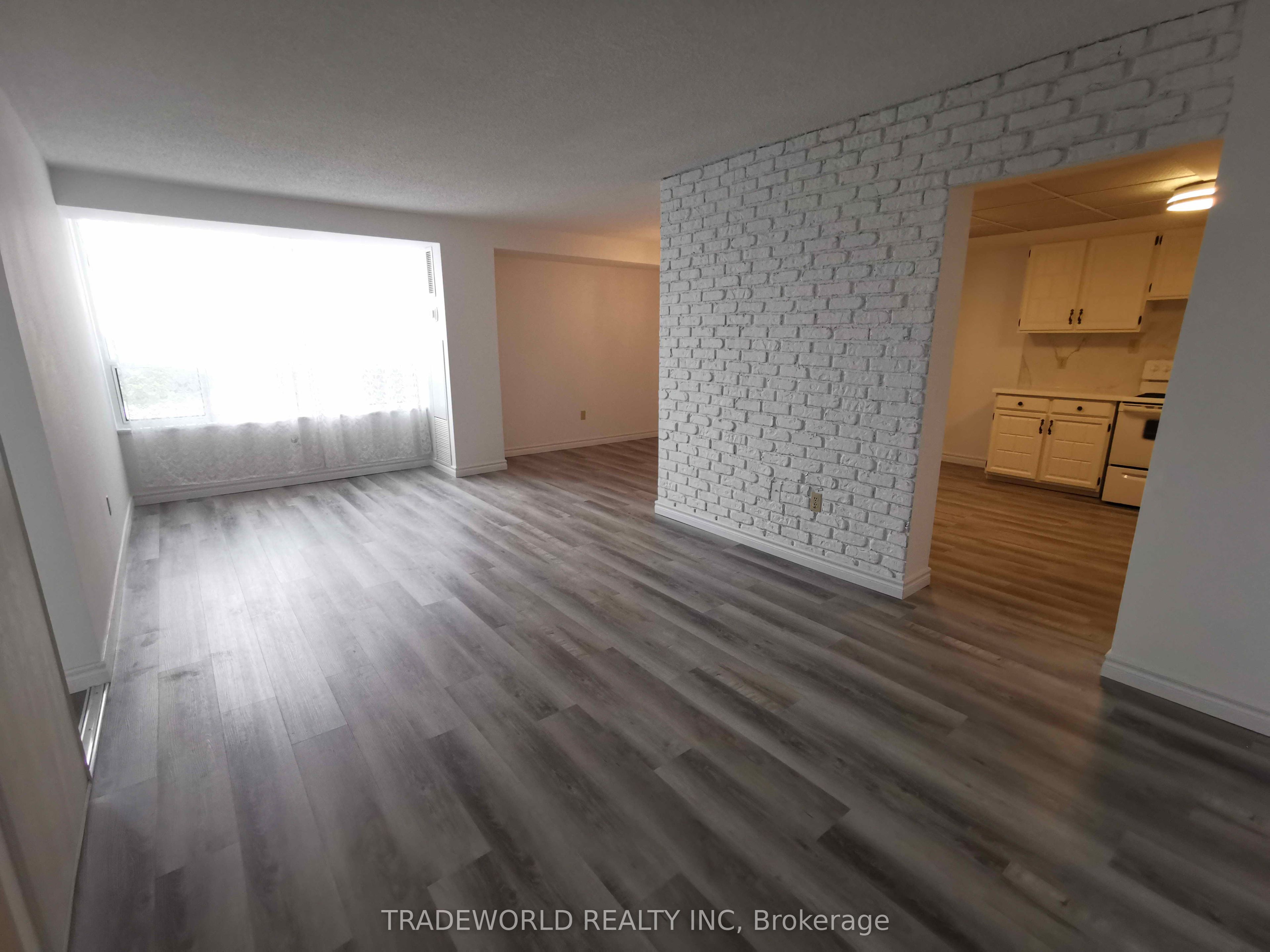 5 Old Sheppard Avenue 1107, Toronto, ON M2J 4K3 photo 2