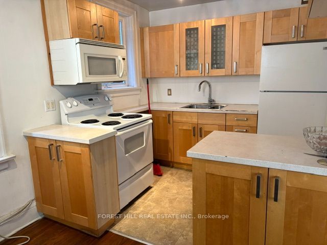 398 Spadina Road 2, Toronto, ON M5P 2W2 photo 3