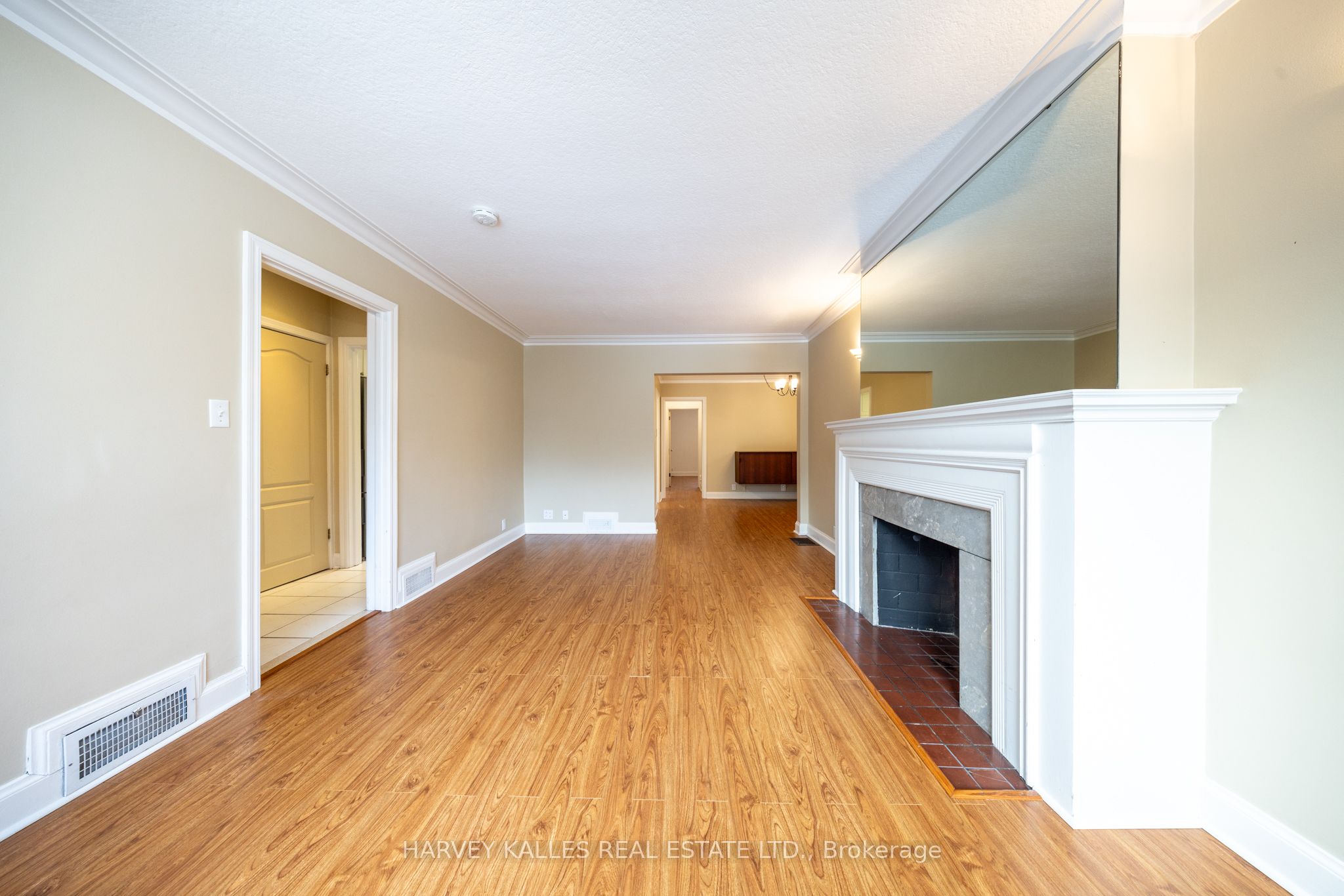 222 Joicey Boulevard Main, Toronto, ON M5M 2V5 photo 4
