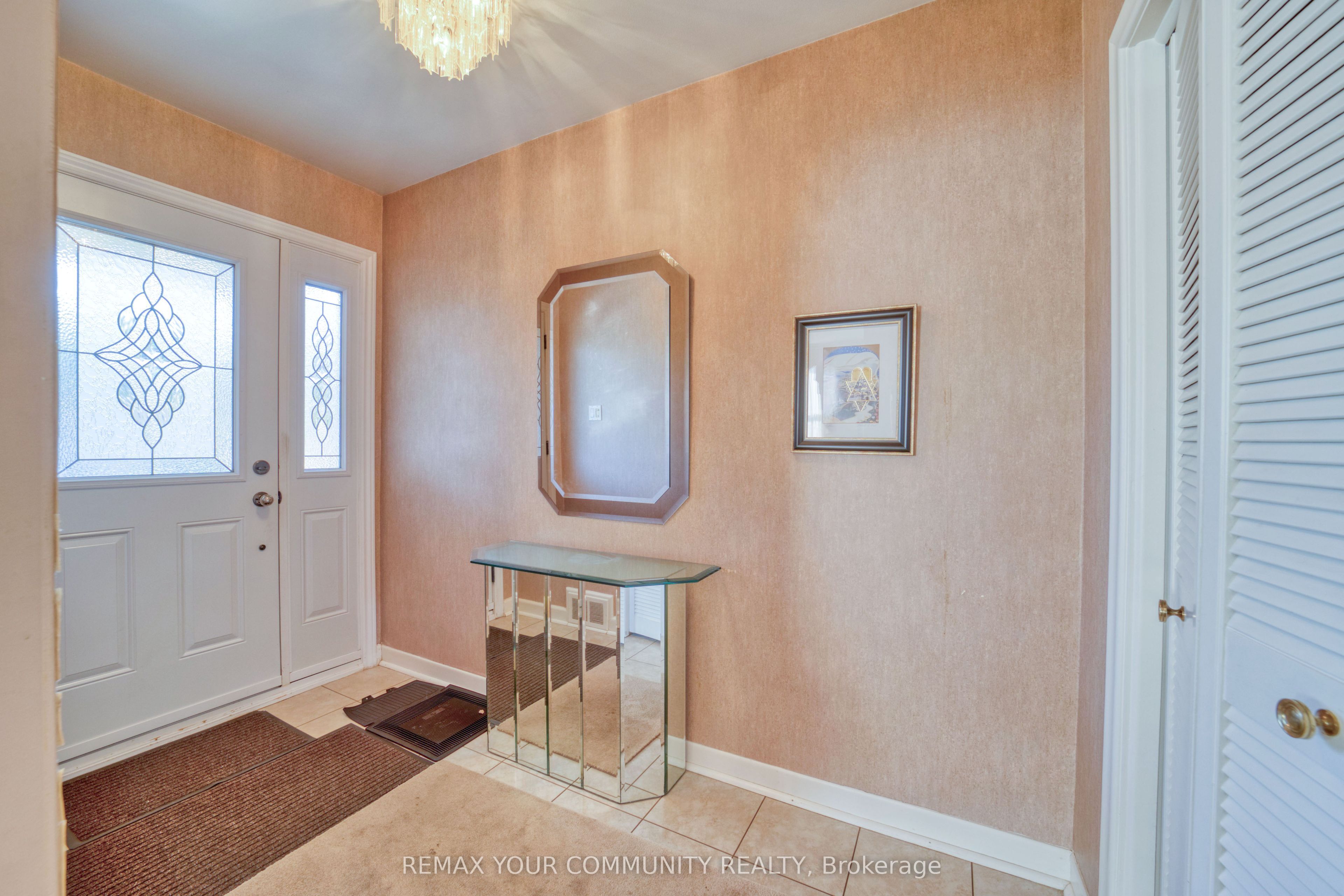 48 Alexis Boulevard, Toronto, ON M3H 2P4 photo 4