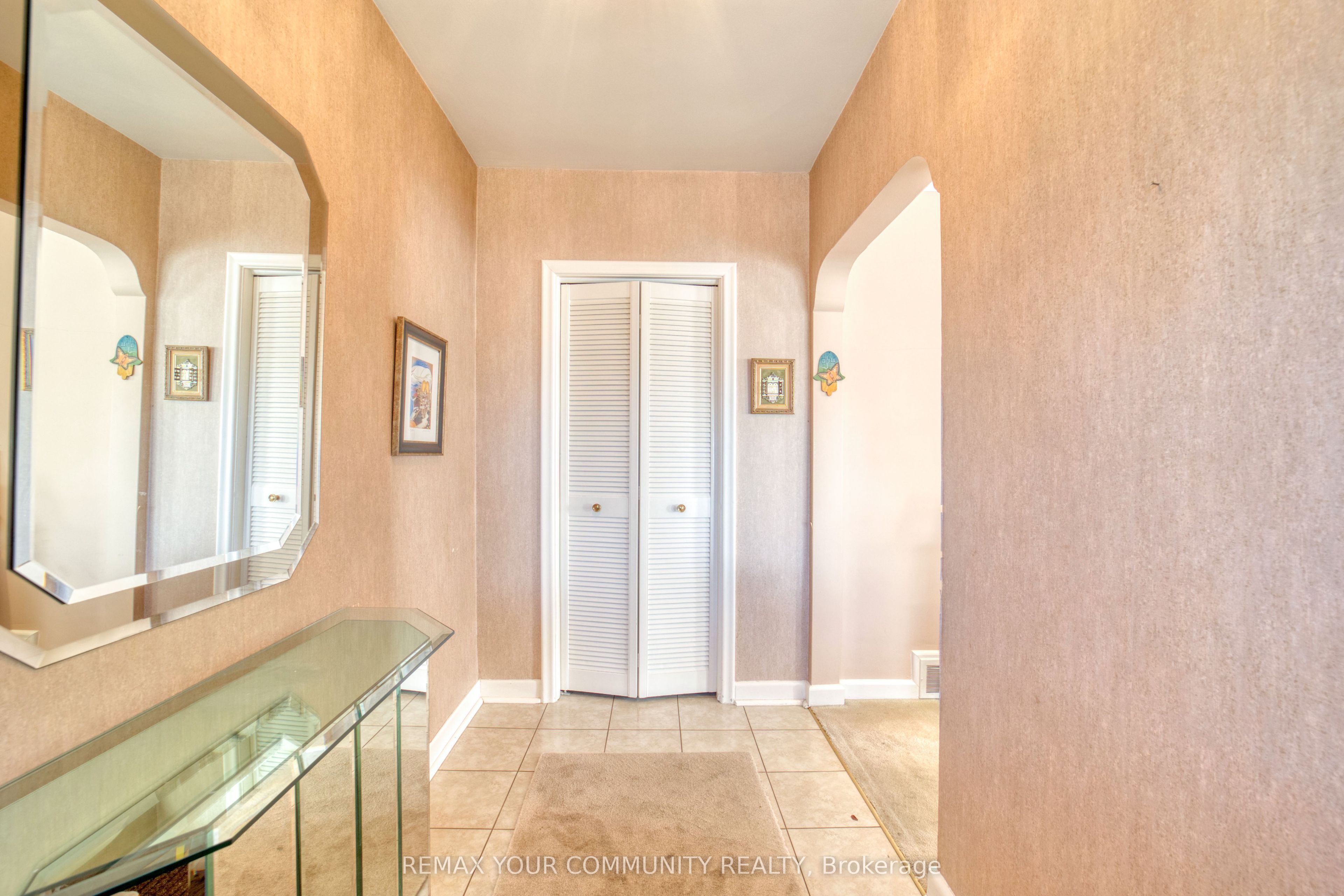 48 Alexis Boulevard, Toronto, ON M3H 2P4 photo 5